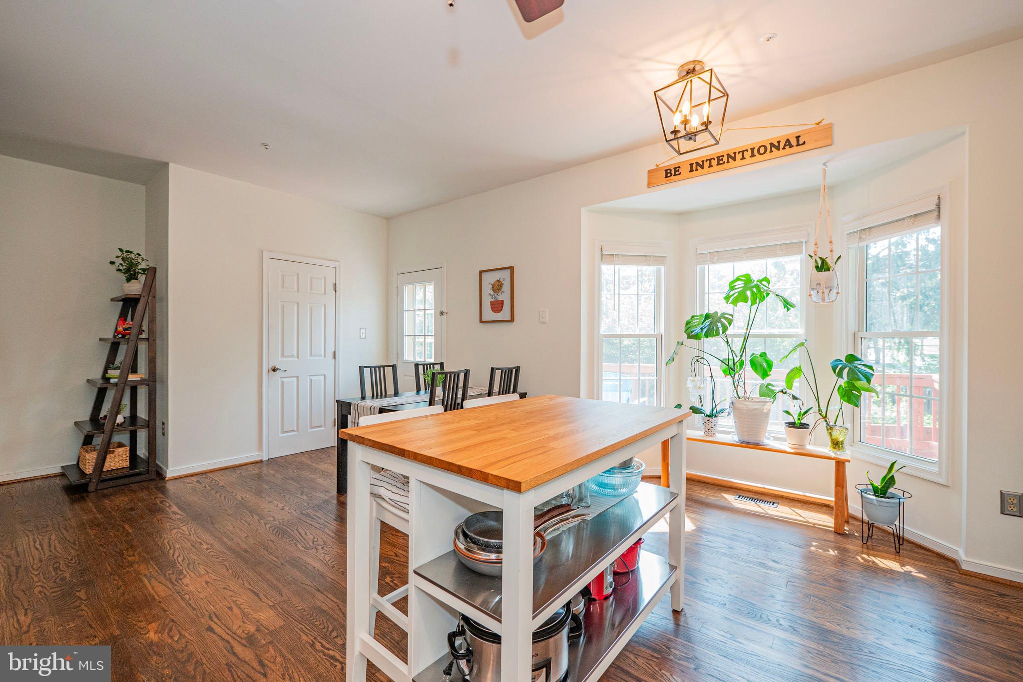 WILLOW BROOK - Residential