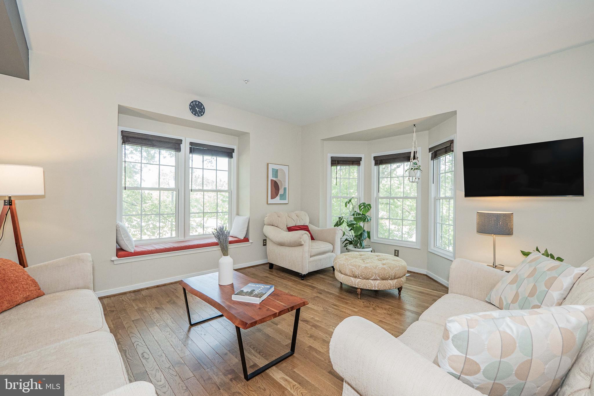 WILLOW BROOK - Residential