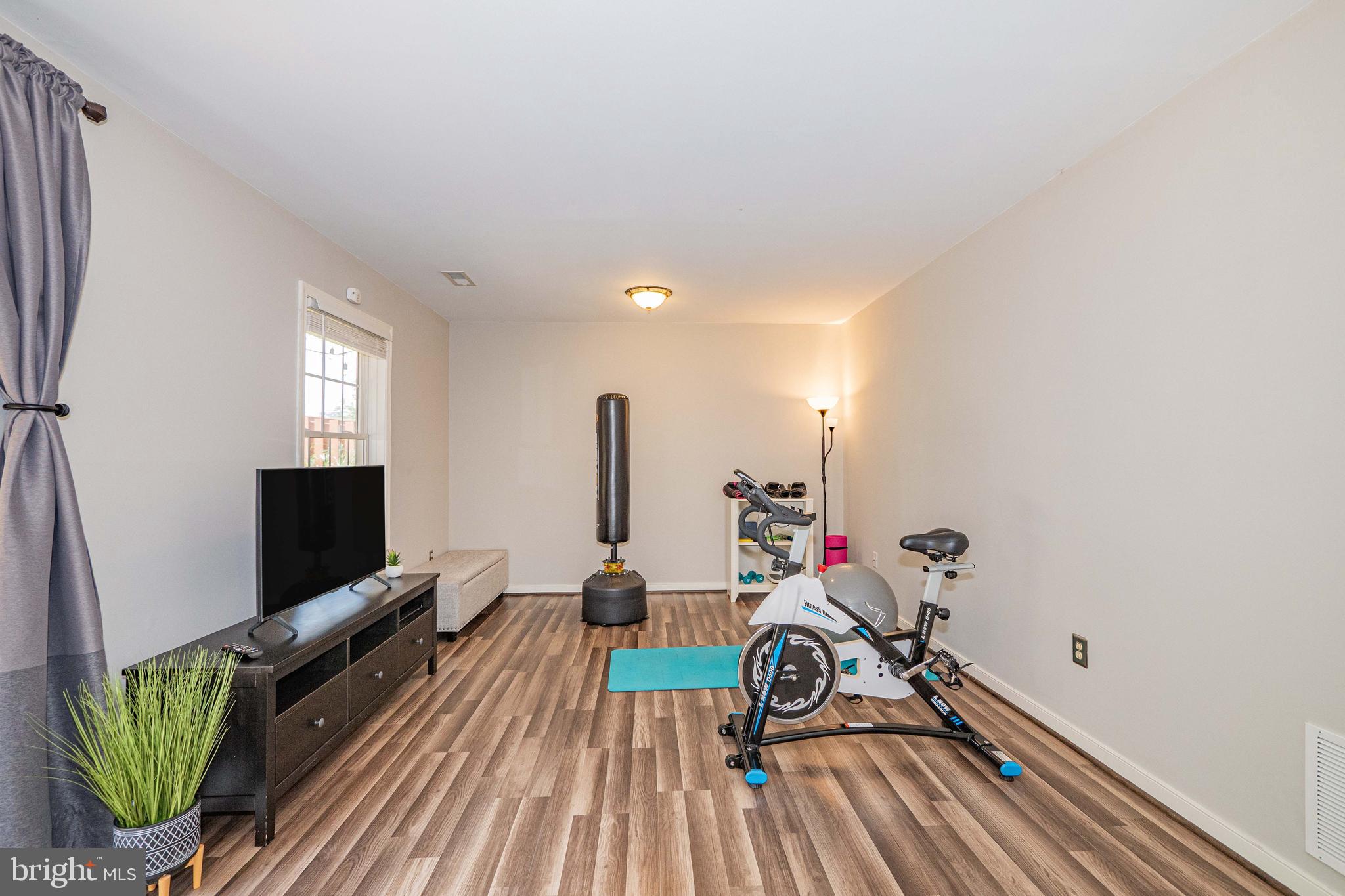 WILLOW BROOK - Residential