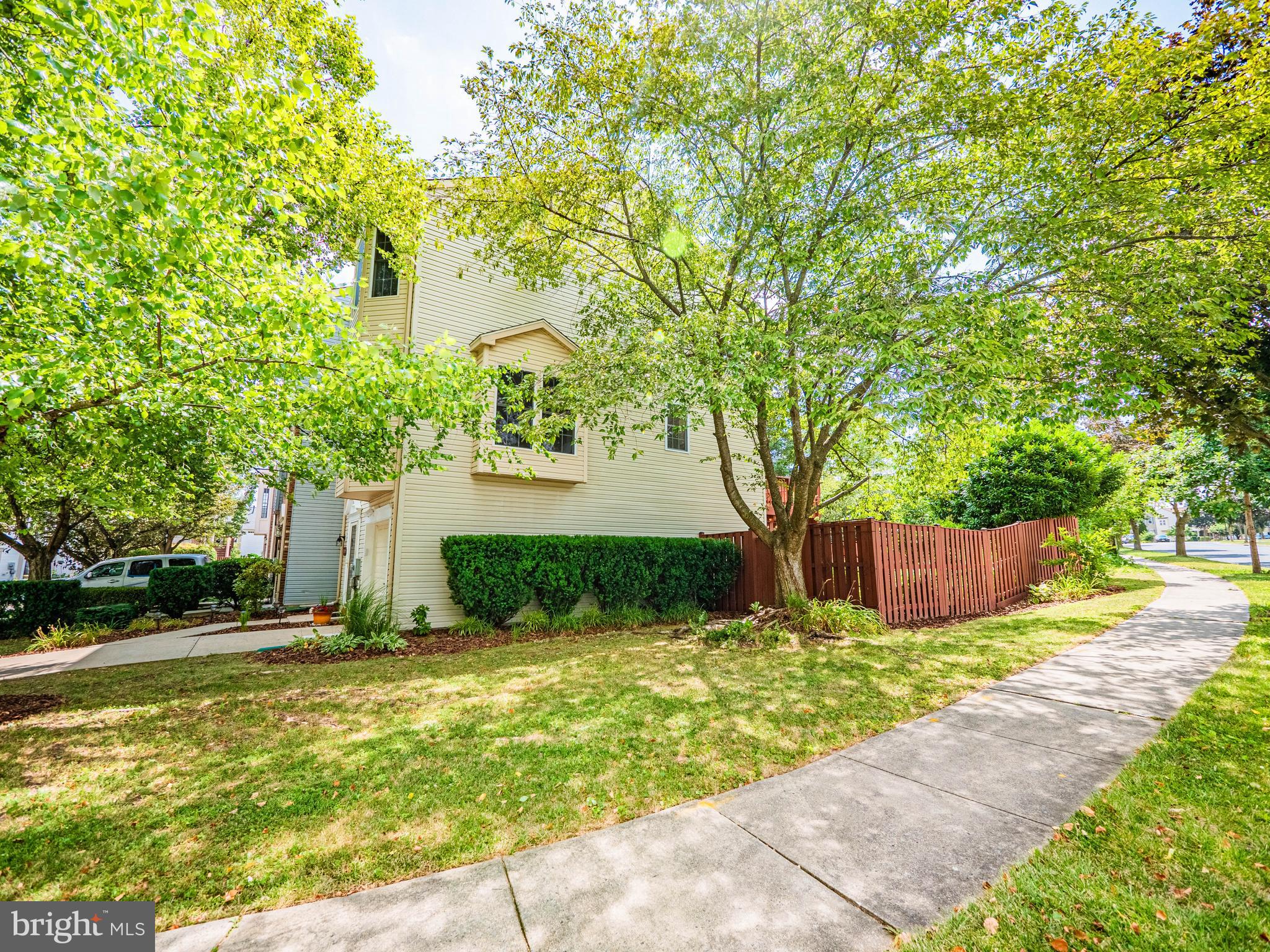 WILLOW BROOK - Residential