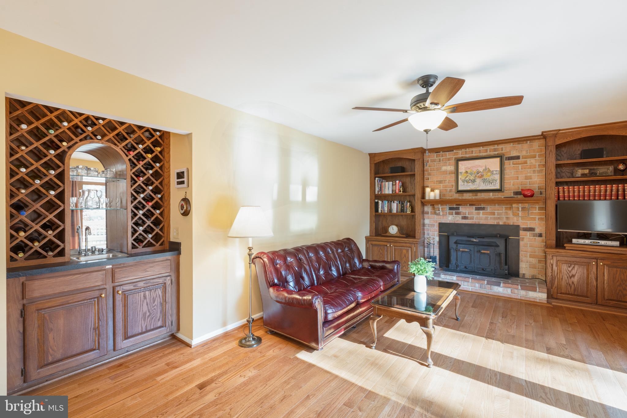 KENWOOD OAKS - Residential