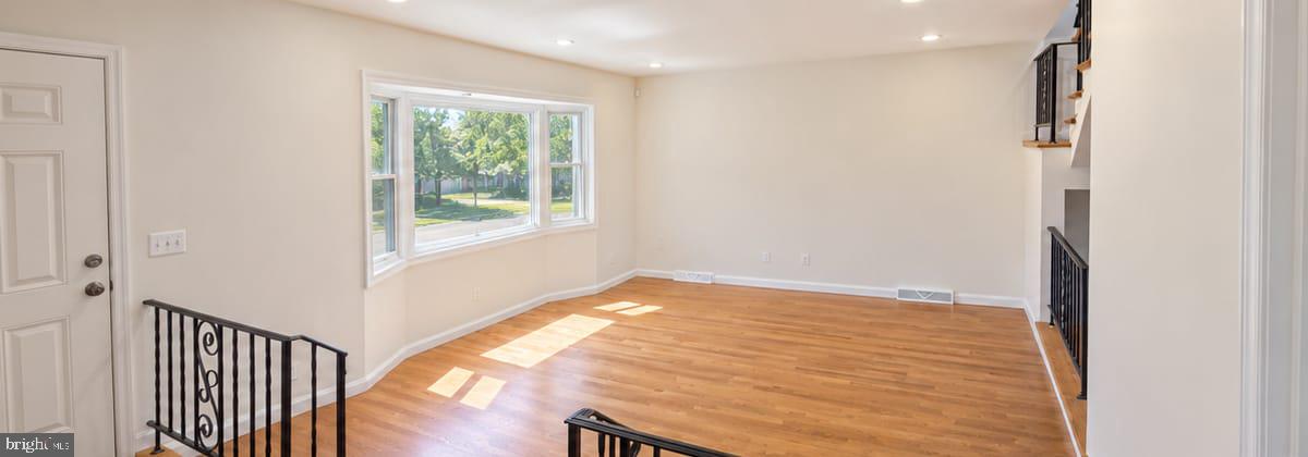 3816 WALLS LANE