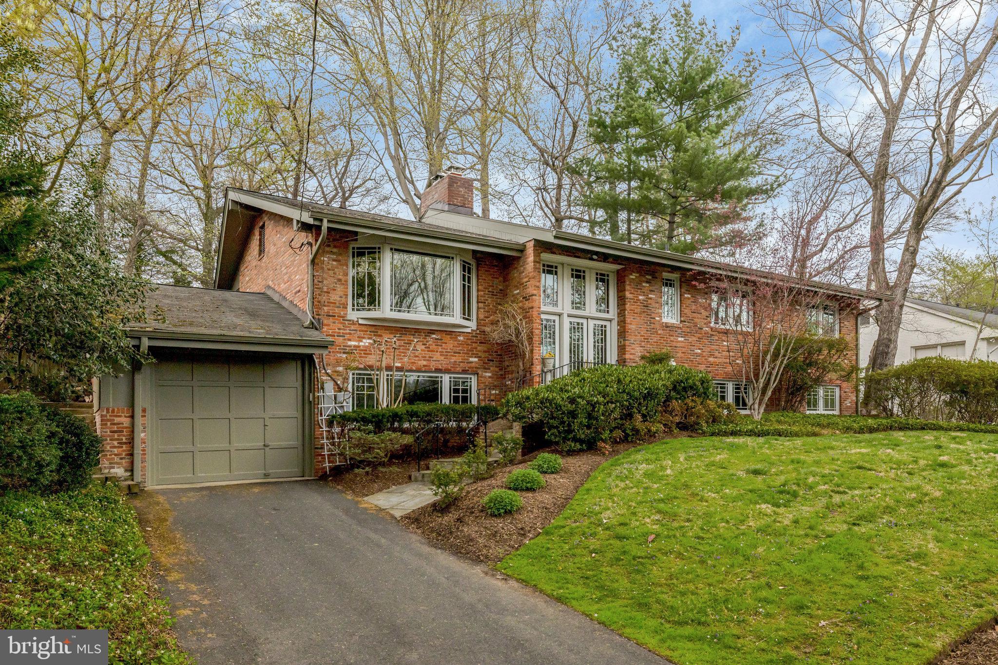 CHESTERBROOK WOODS - Residential