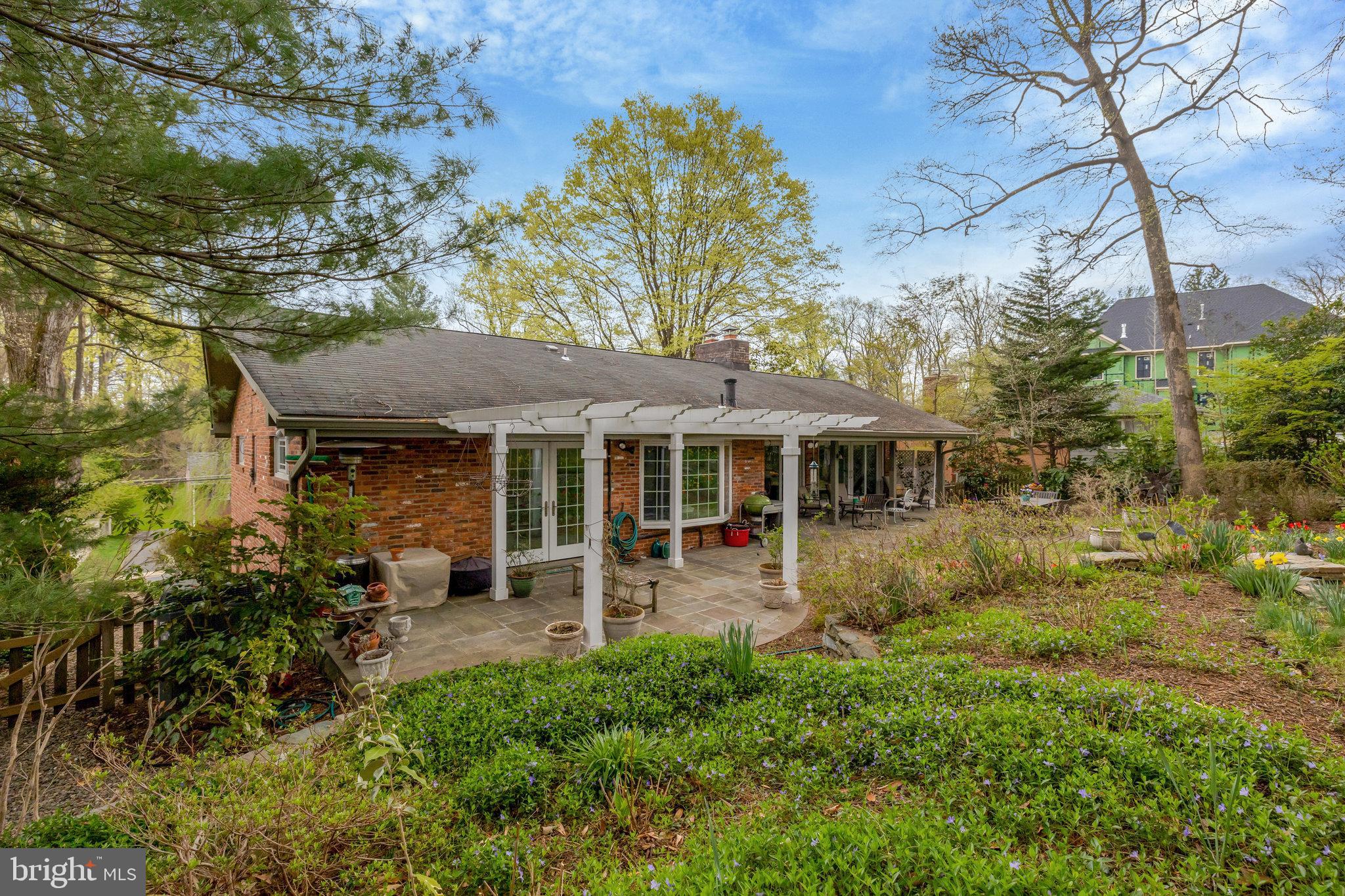 CHESTERBROOK WOODS - Residential