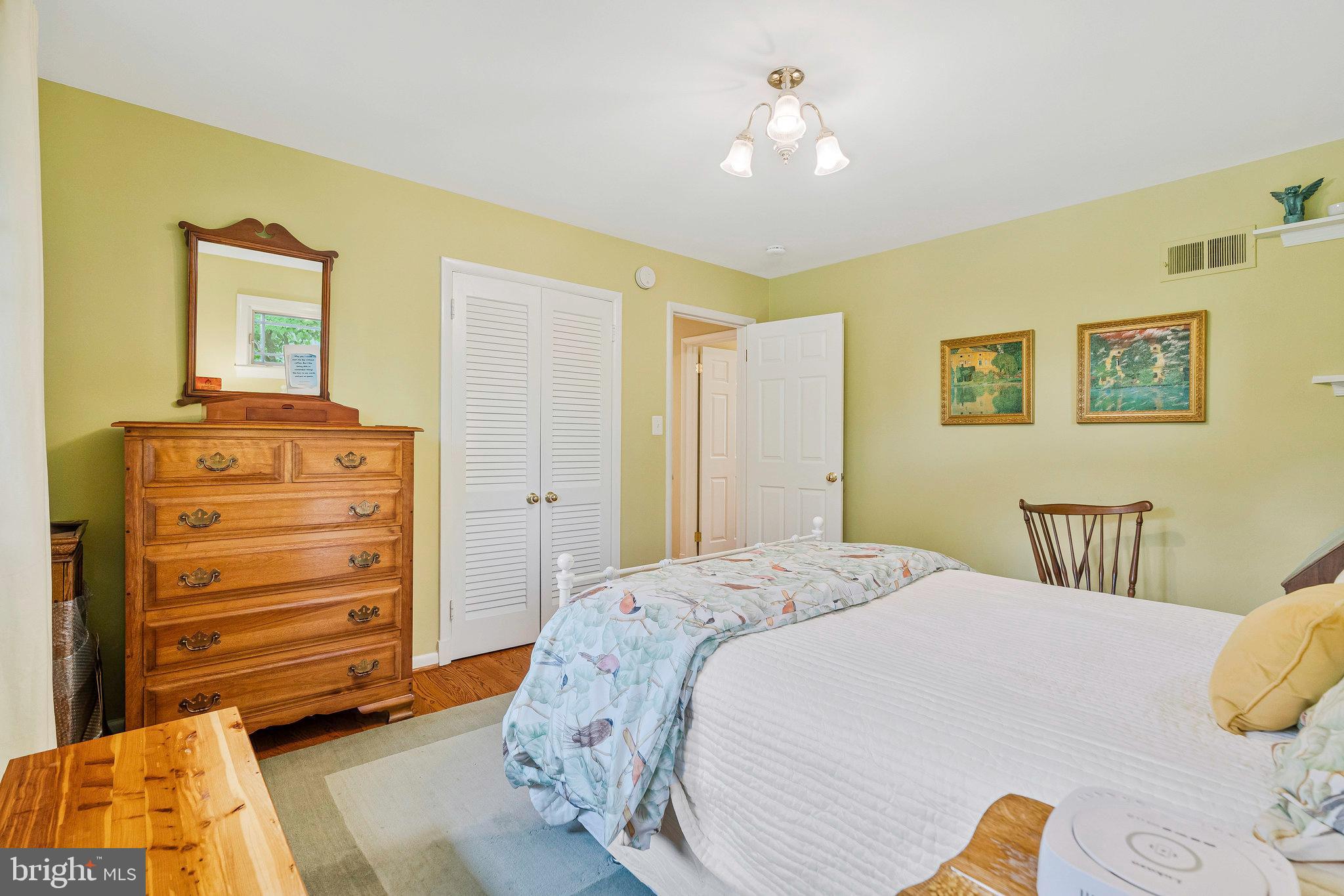 CHESTERBROOK WOODS - Residential