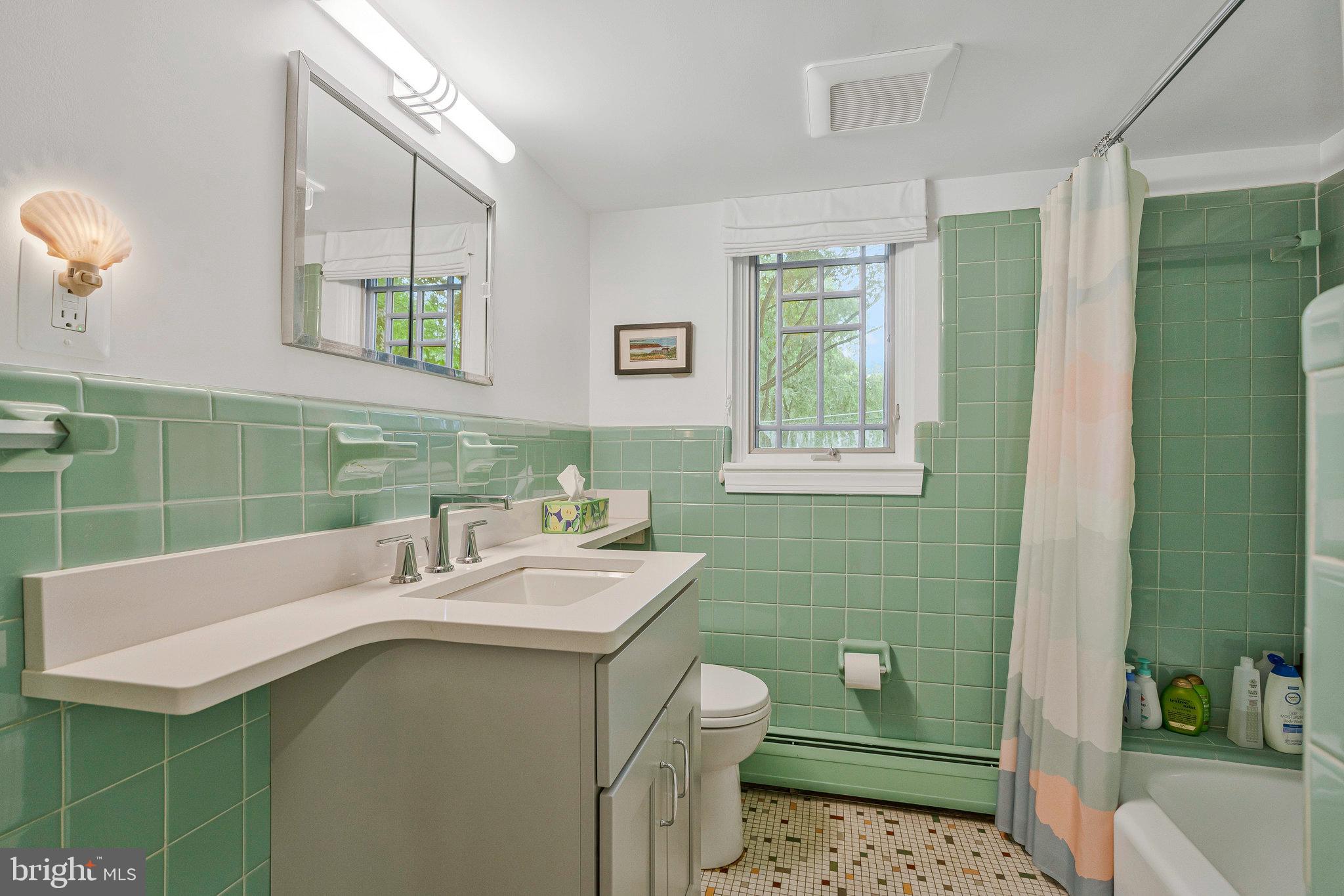 CHESTERBROOK WOODS - Residential