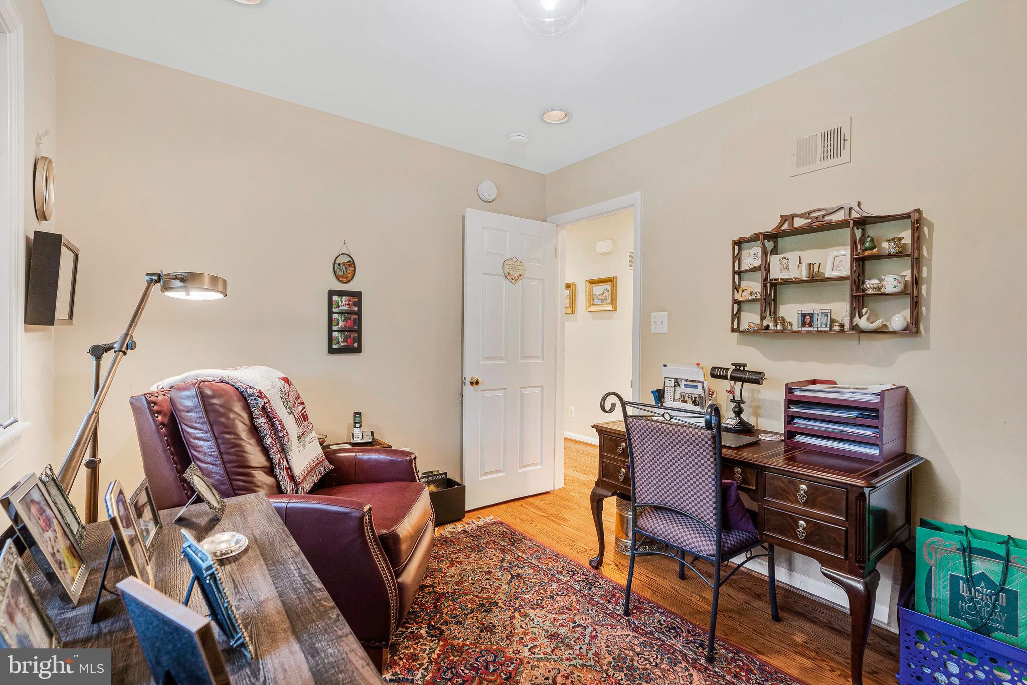 CHESTERBROOK WOODS - Residential