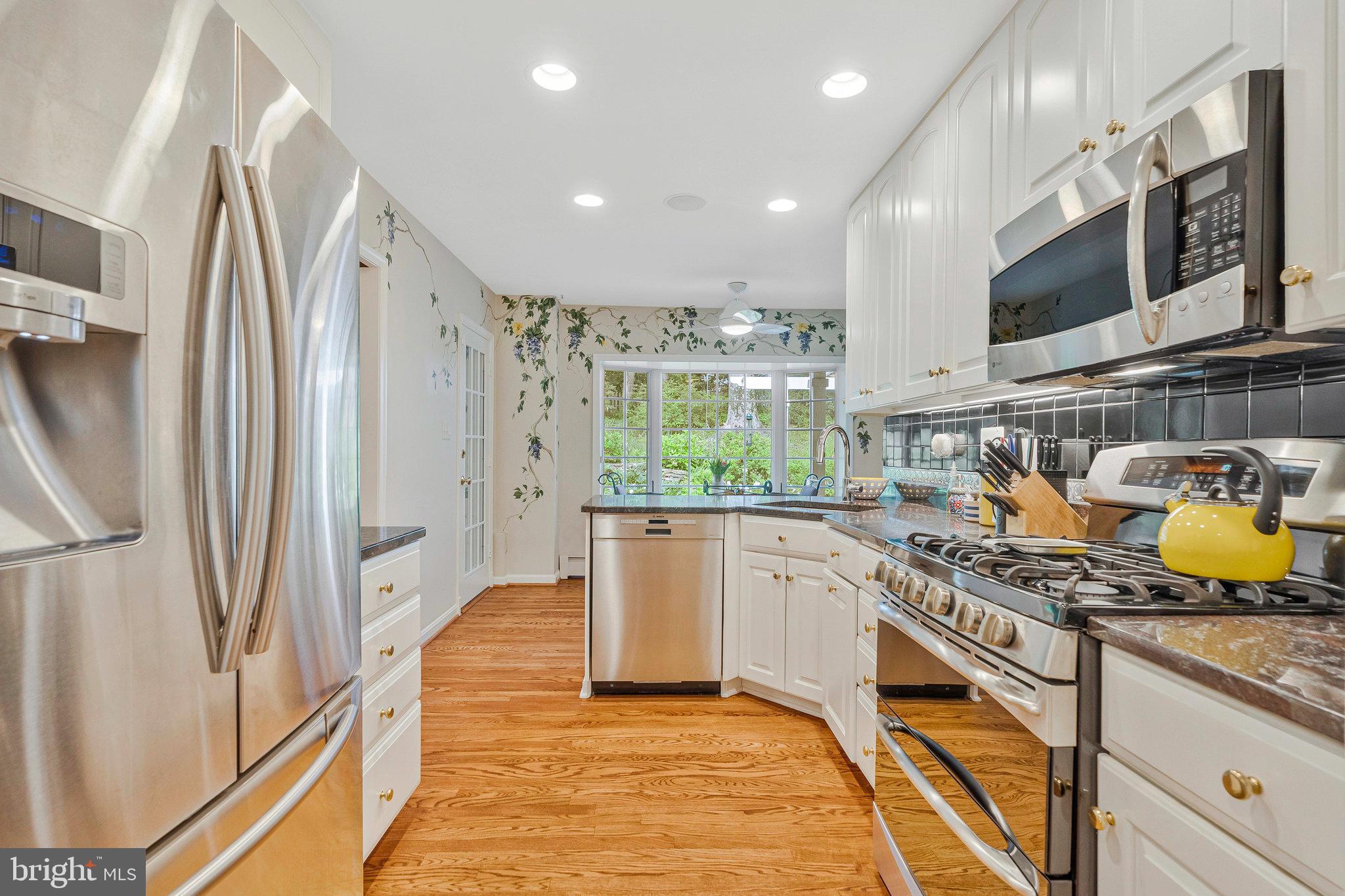 CHESTERBROOK WOODS - Residential