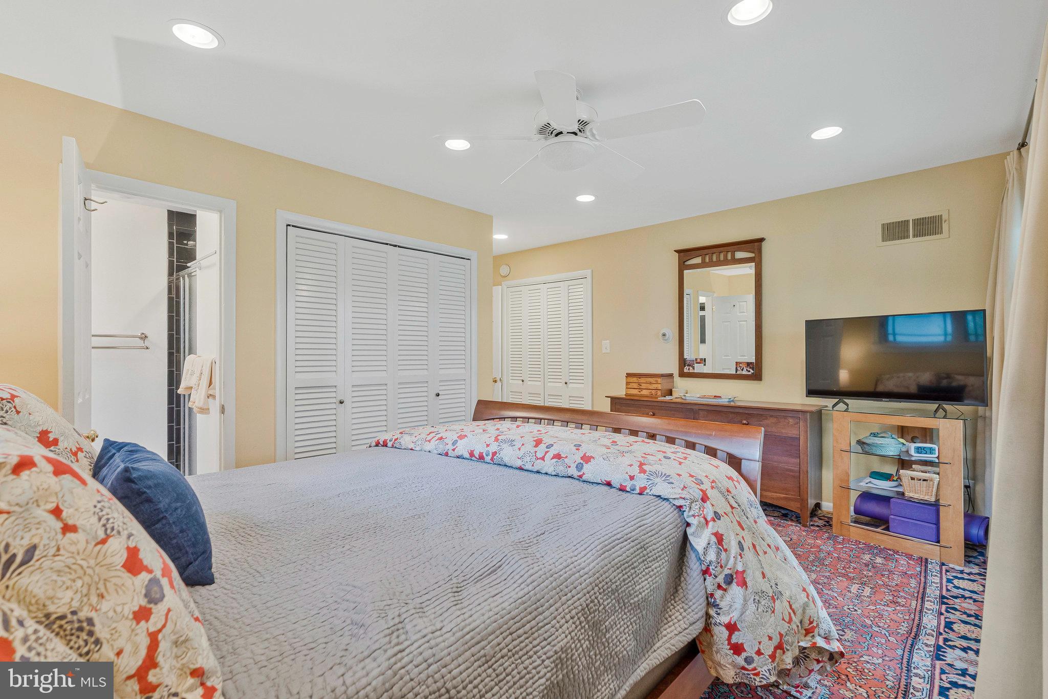 CHESTERBROOK WOODS - Residential