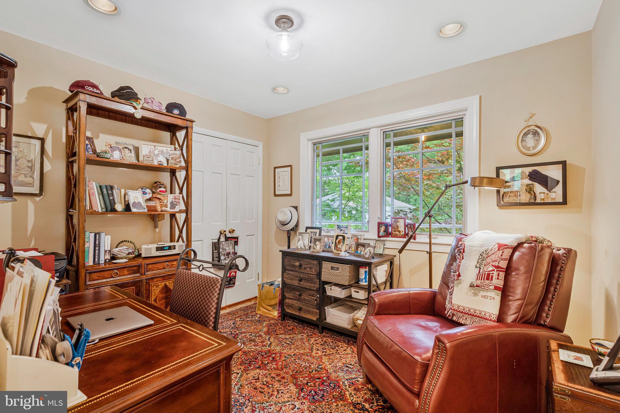 CHESTERBROOK WOODS - Residential