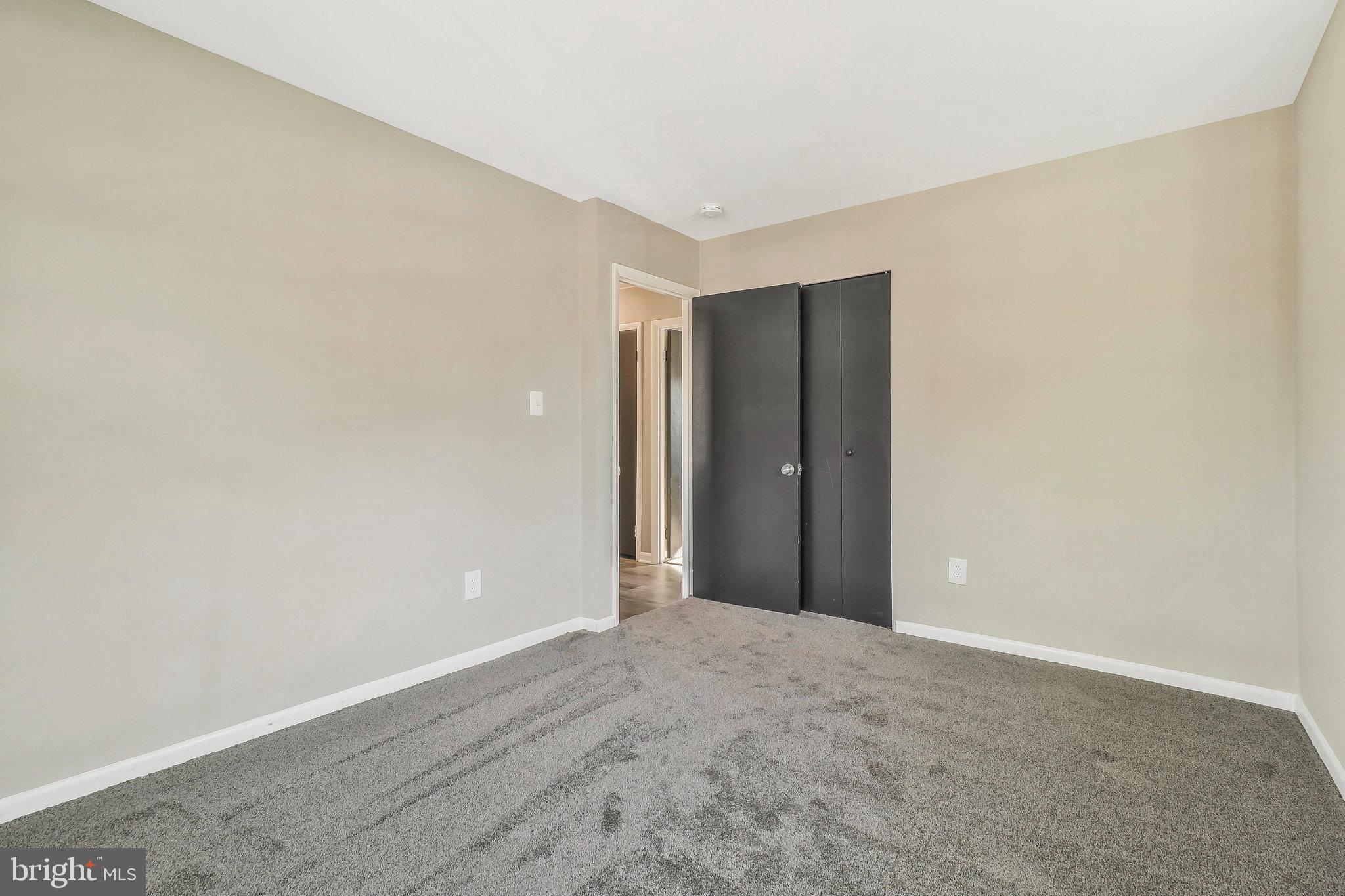 YORKSHIRE KNOLLS - Residential