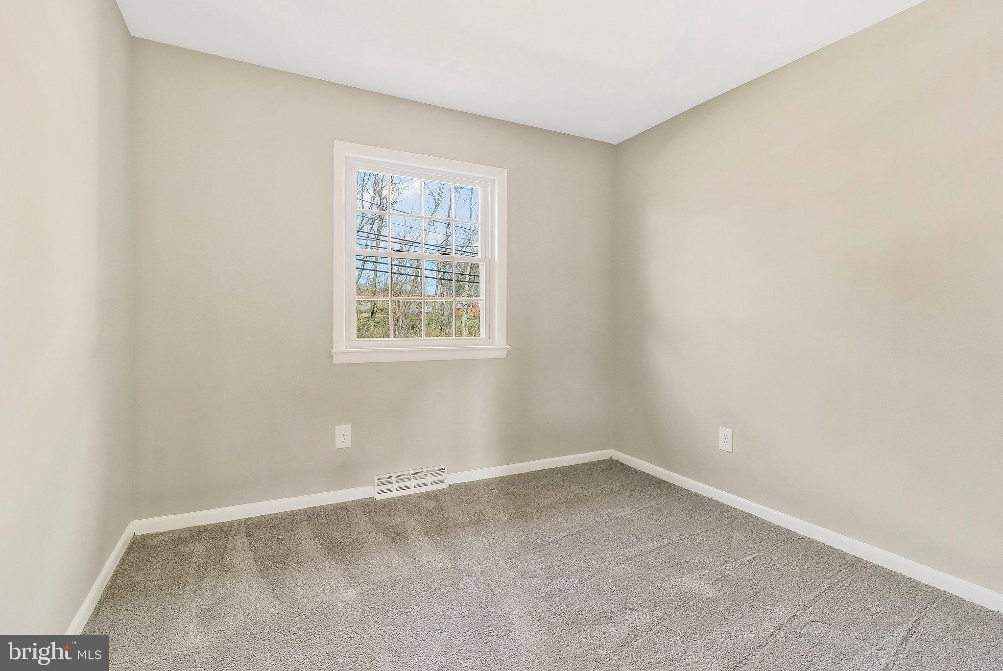 YORKSHIRE KNOLLS - Residential