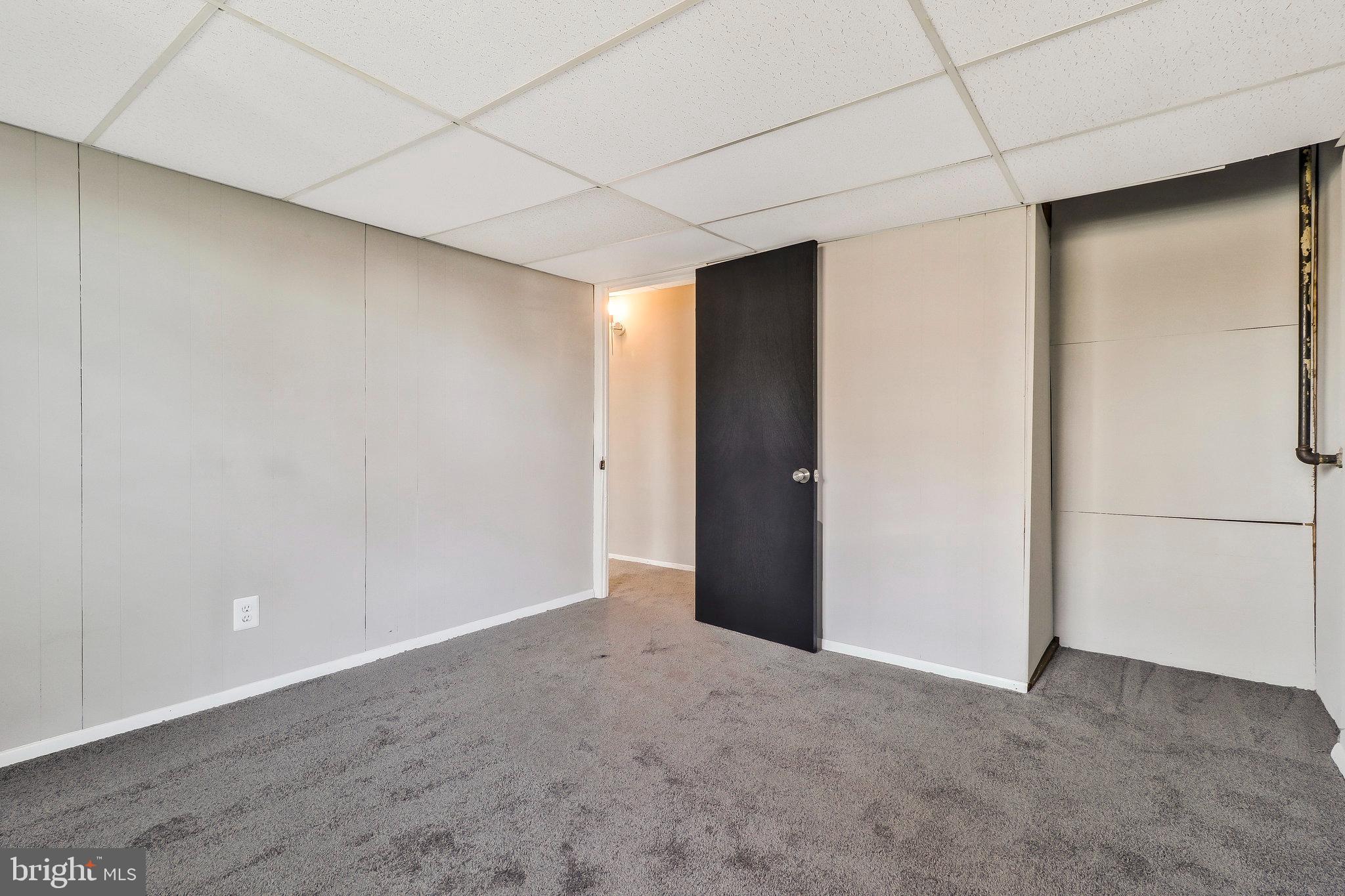 YORKSHIRE KNOLLS - Residential