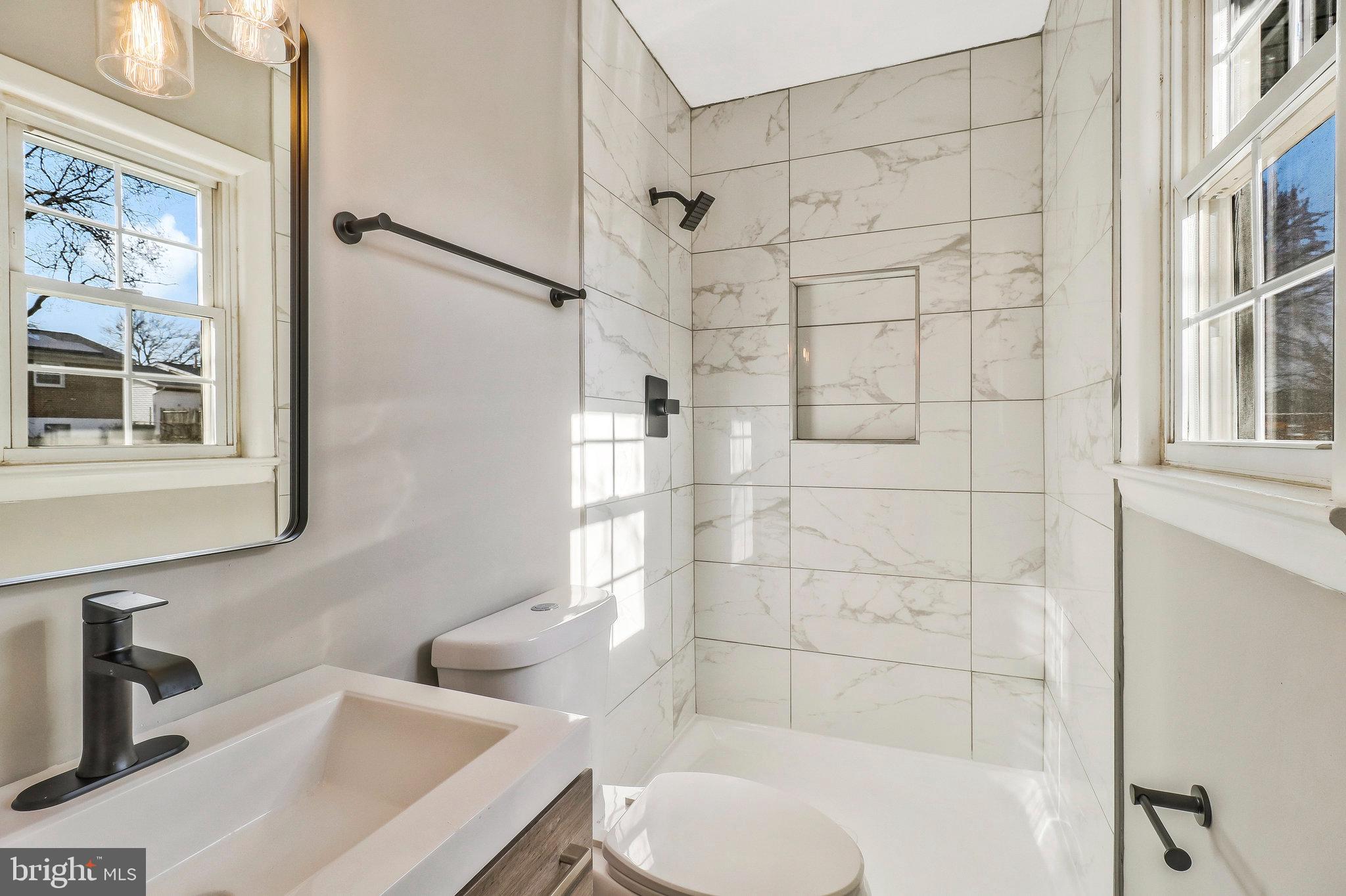 YORKSHIRE KNOLLS - Residential