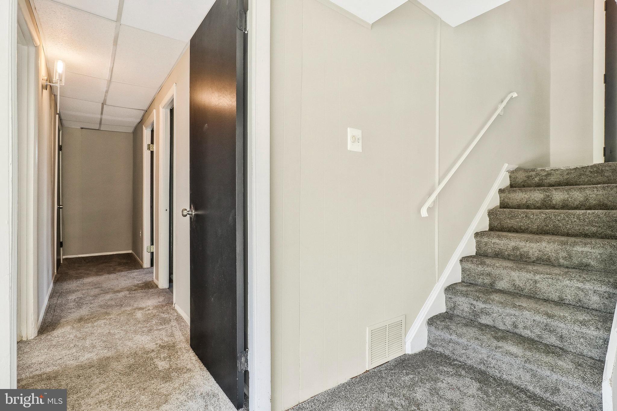 YORKSHIRE KNOLLS - Residential