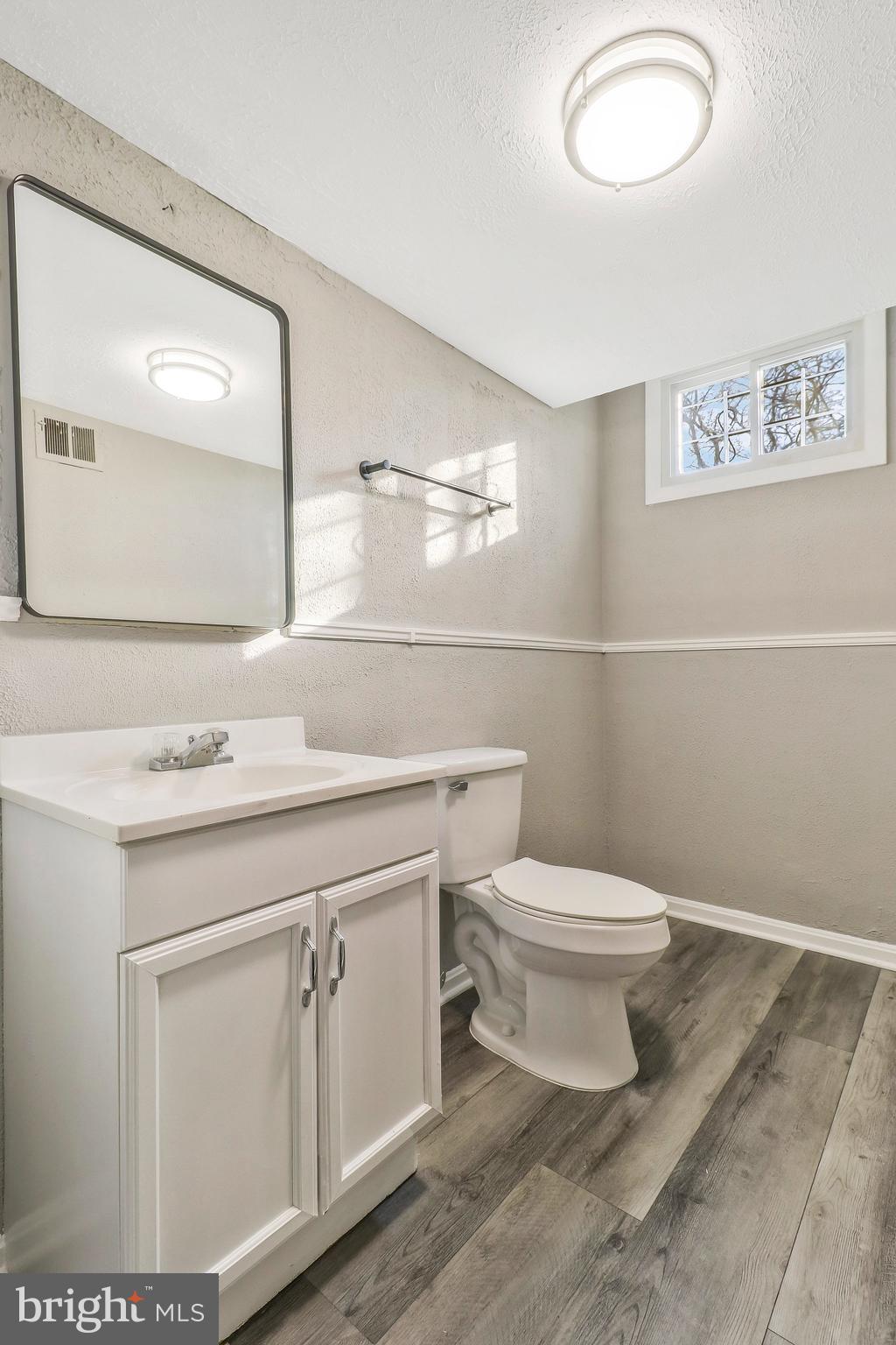 YORKSHIRE KNOLLS - Residential