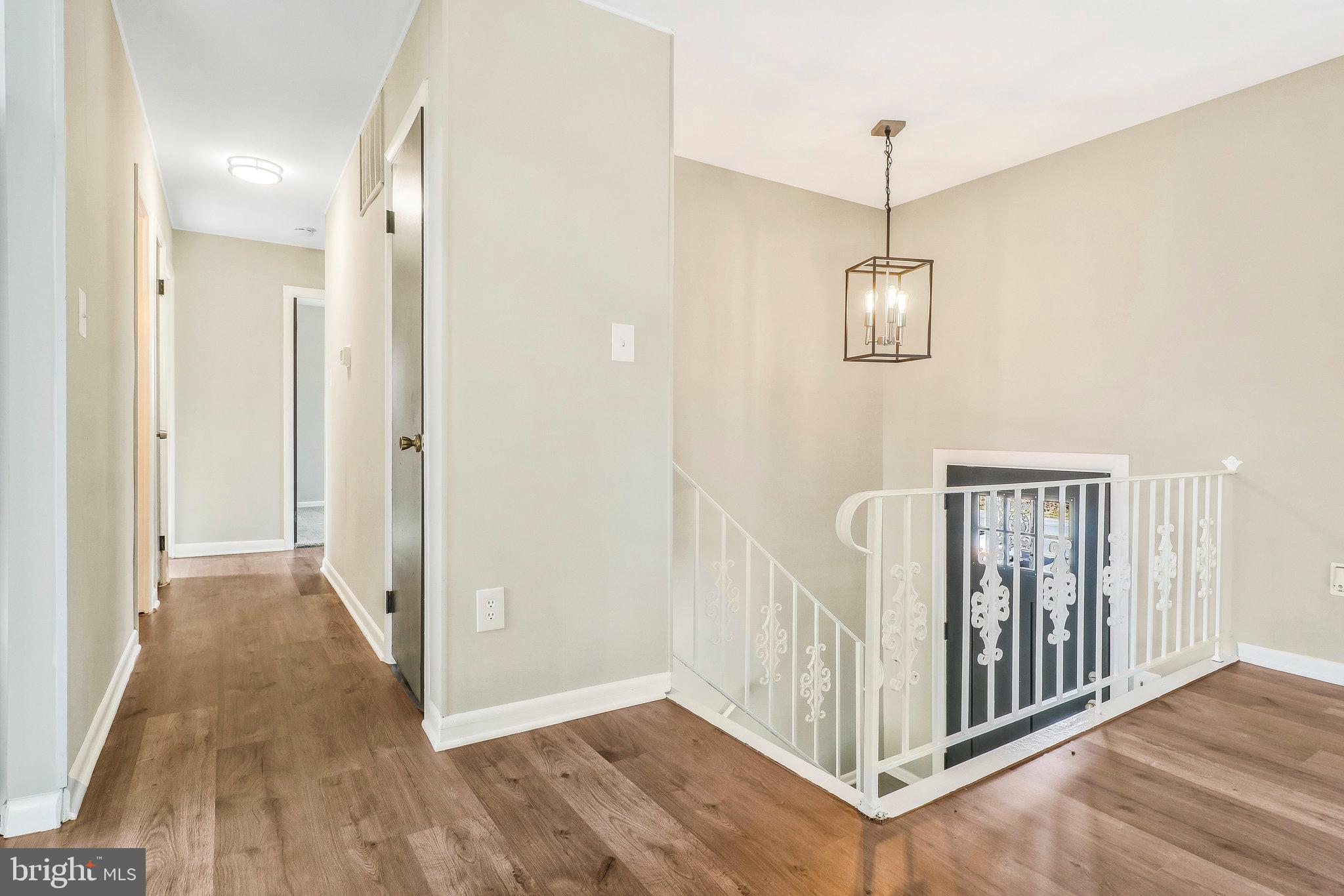 YORKSHIRE KNOLLS - Residential