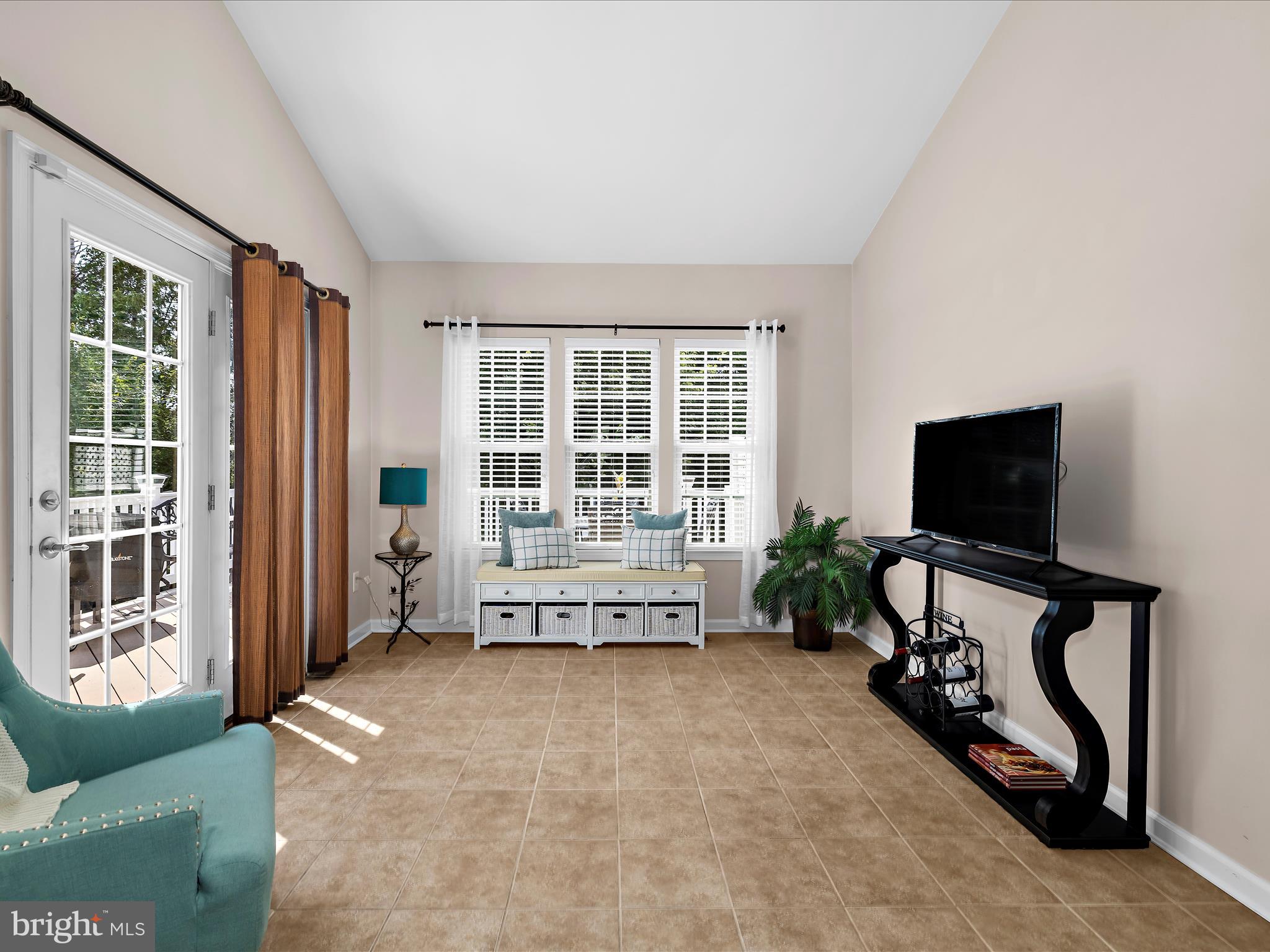 TANYARD SPRINGS - Residential