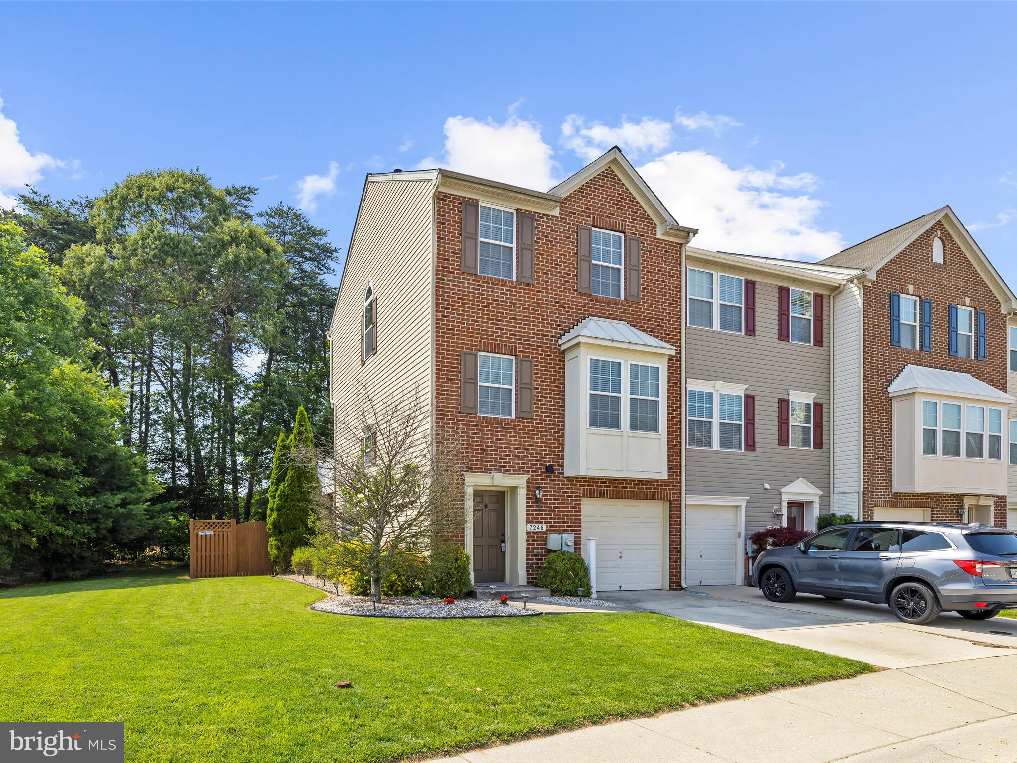 7246 MOCKINGBIRD CIRCLE