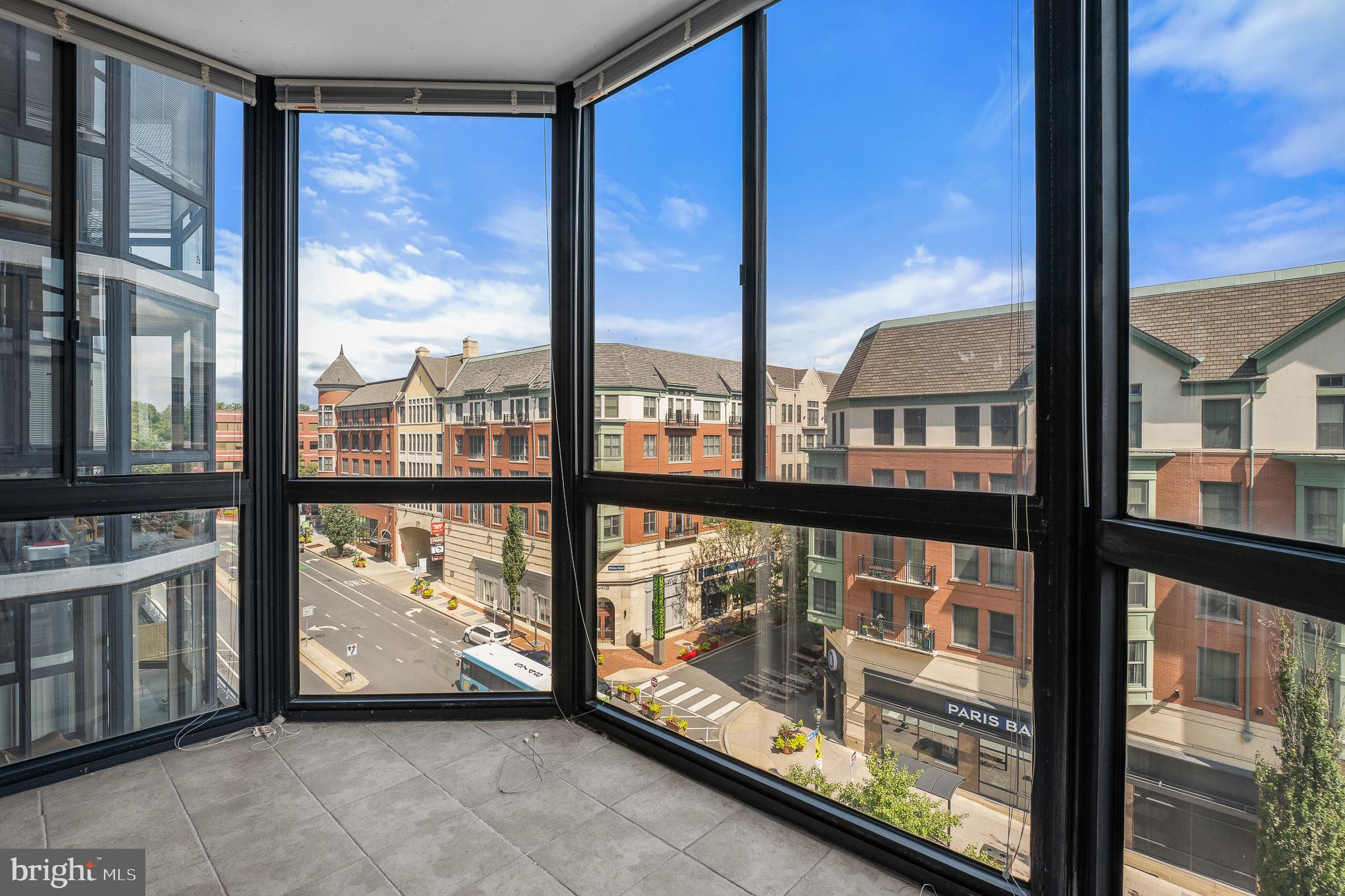 THE VICTORIA CODM - Residential