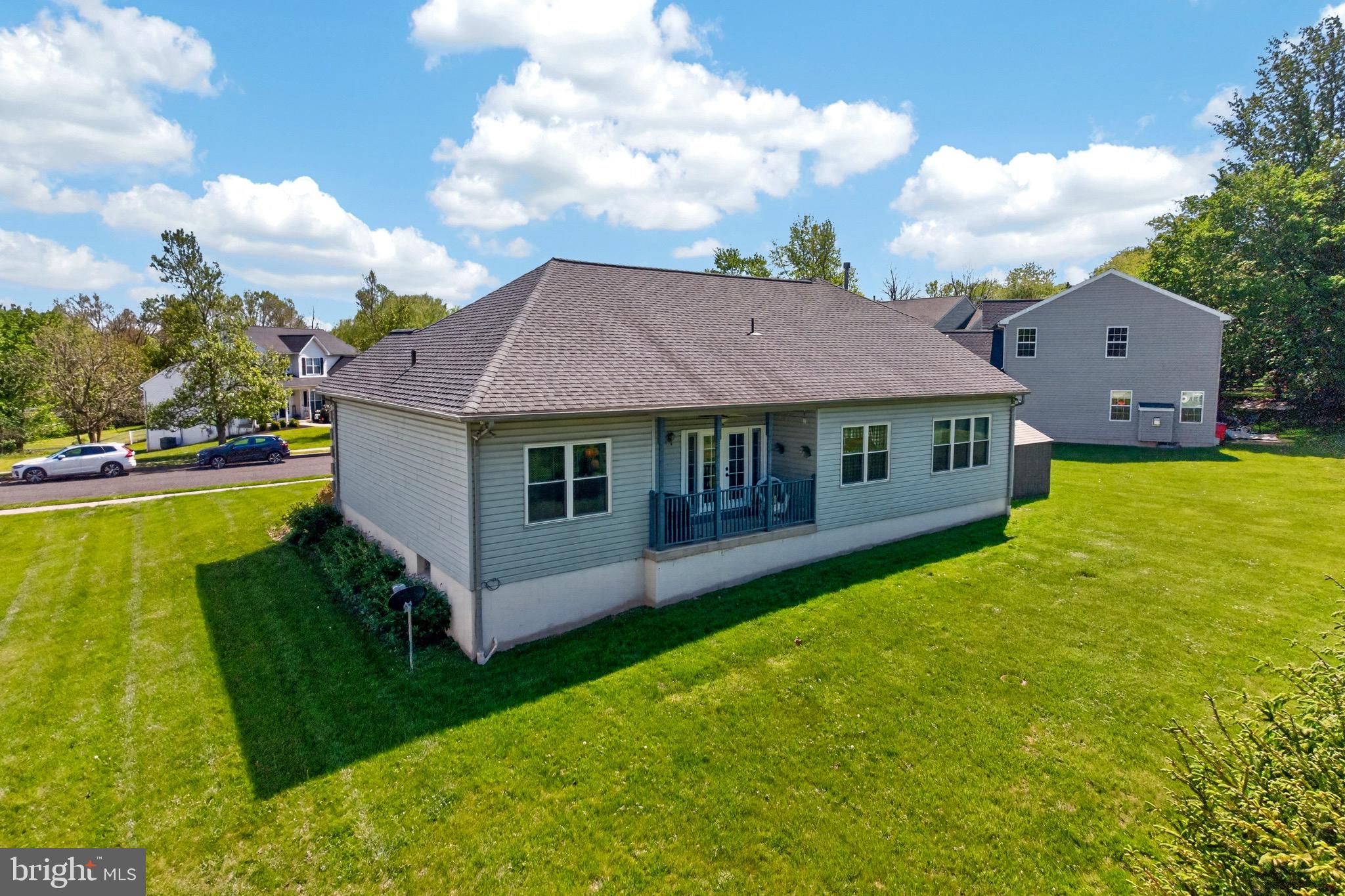 SUNSET RIDGE - Residential