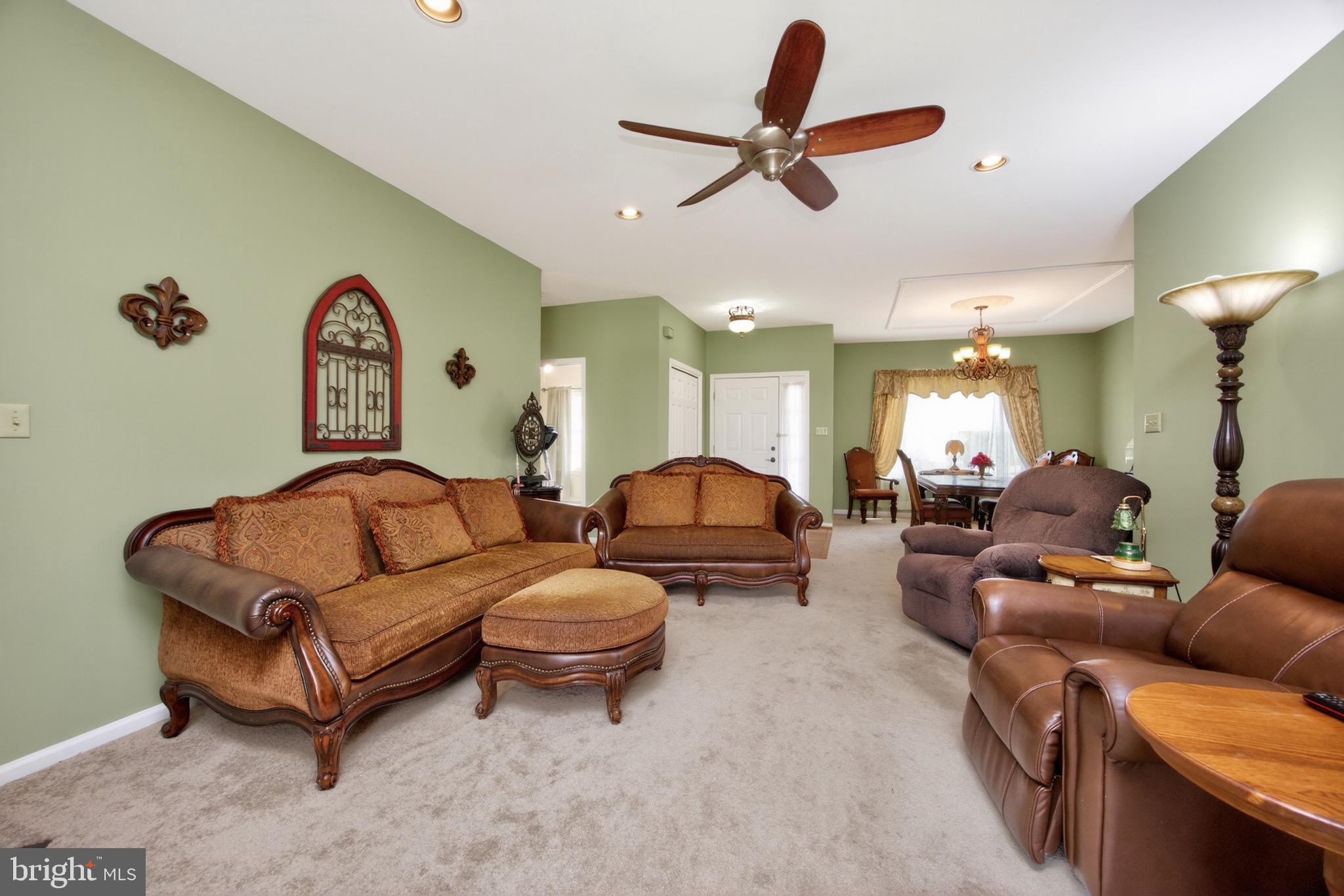 SUNSET RIDGE - Residential