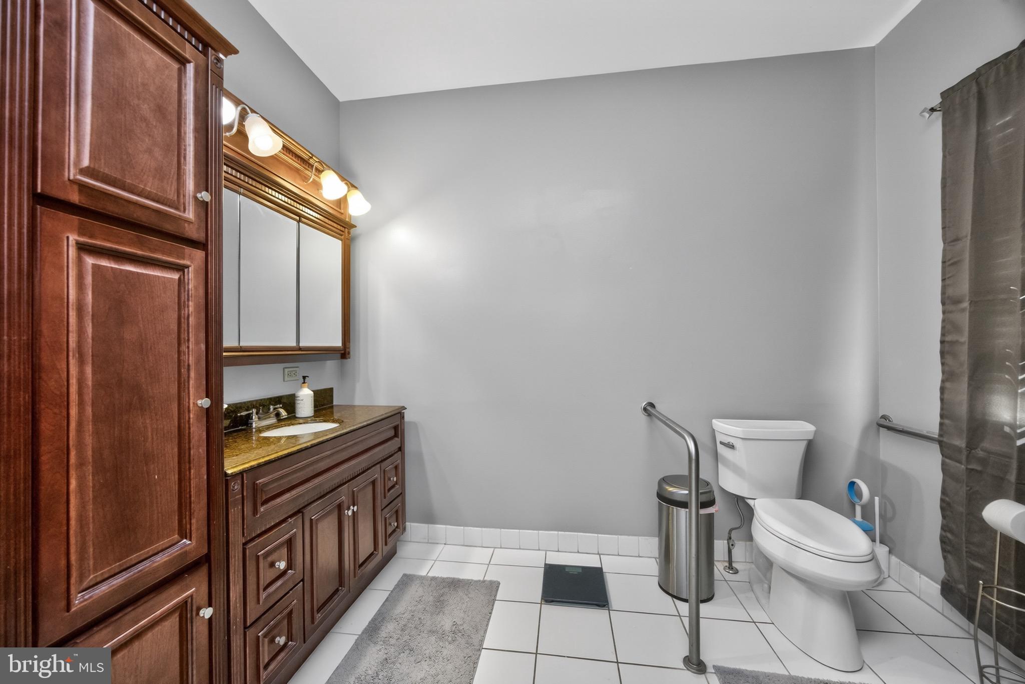 SUNSET RIDGE - Residential
