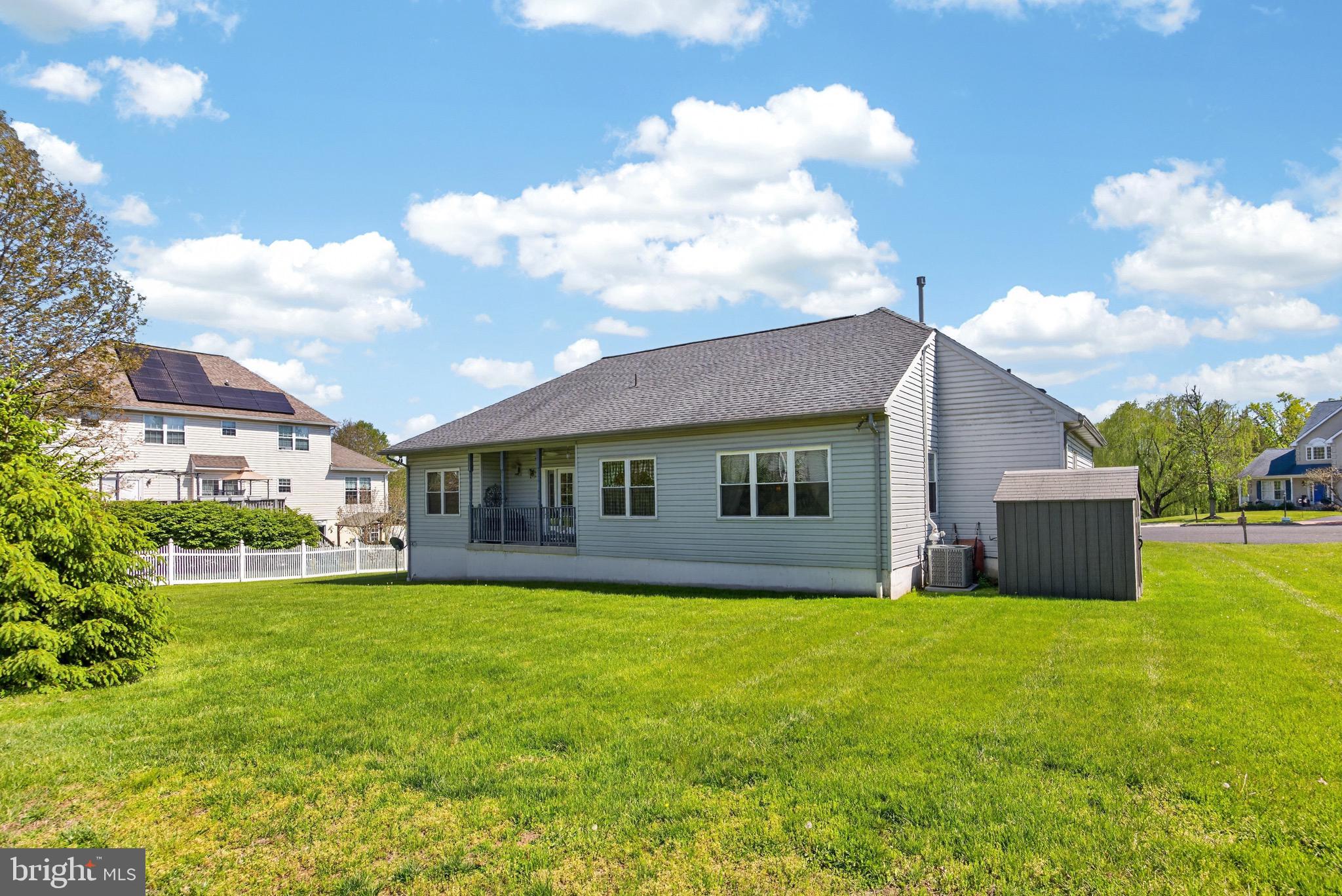 SUNSET RIDGE - Residential