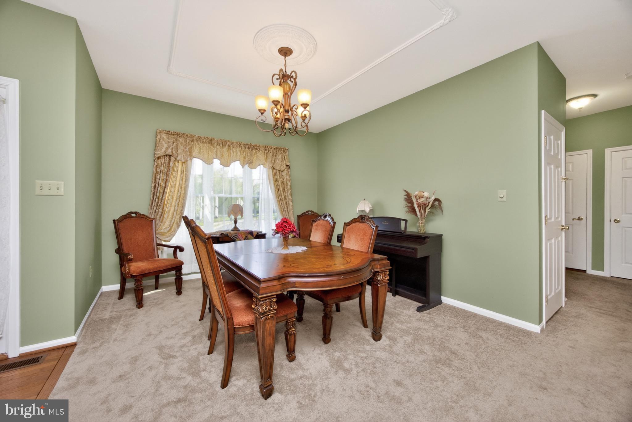 SUNSET RIDGE - Residential