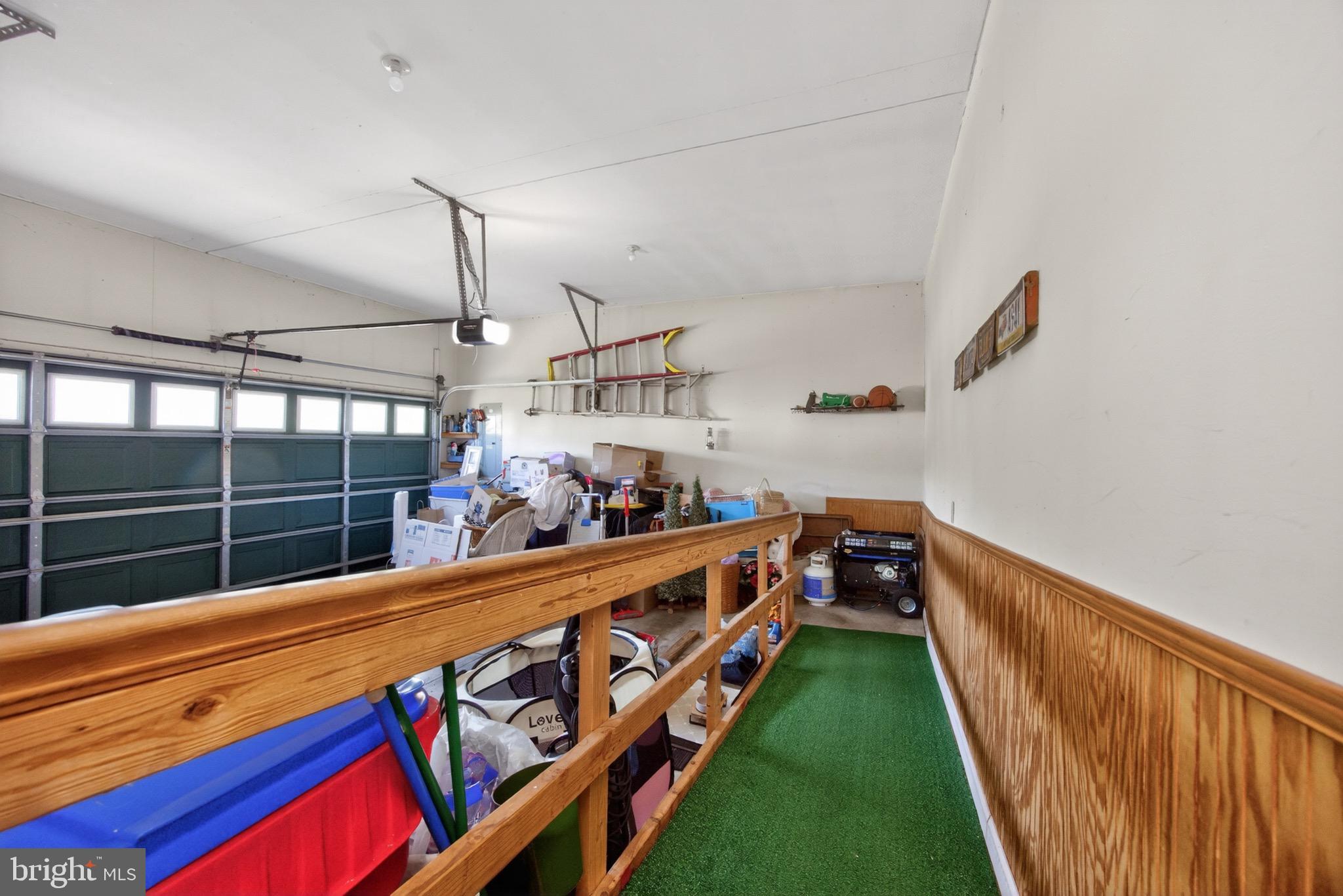 SUNSET RIDGE - Residential