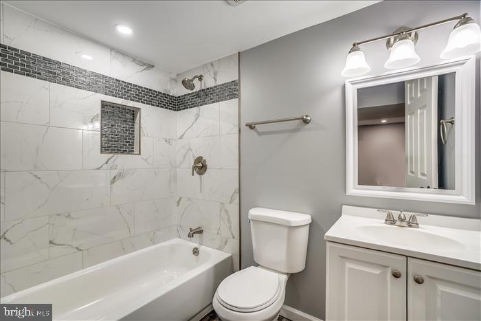 GAYLAWN - Residential