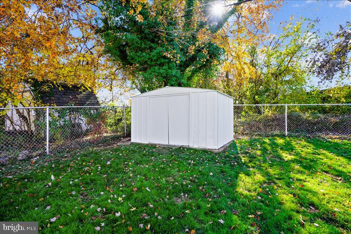 GAYLAWN - Residential