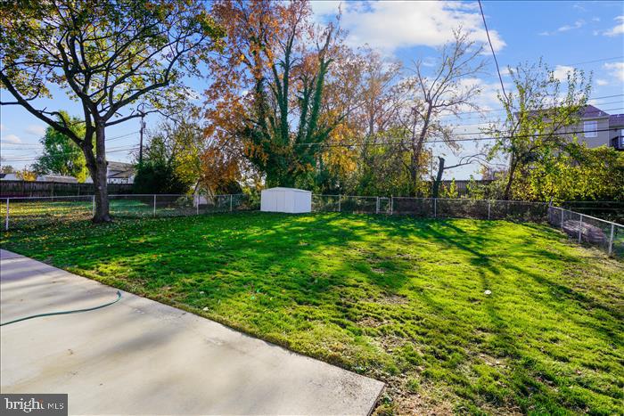 GAYLAWN - Residential