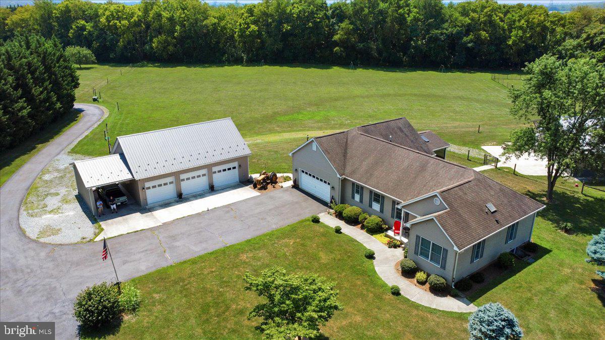 MOUNTVILLE MANOR - Residential