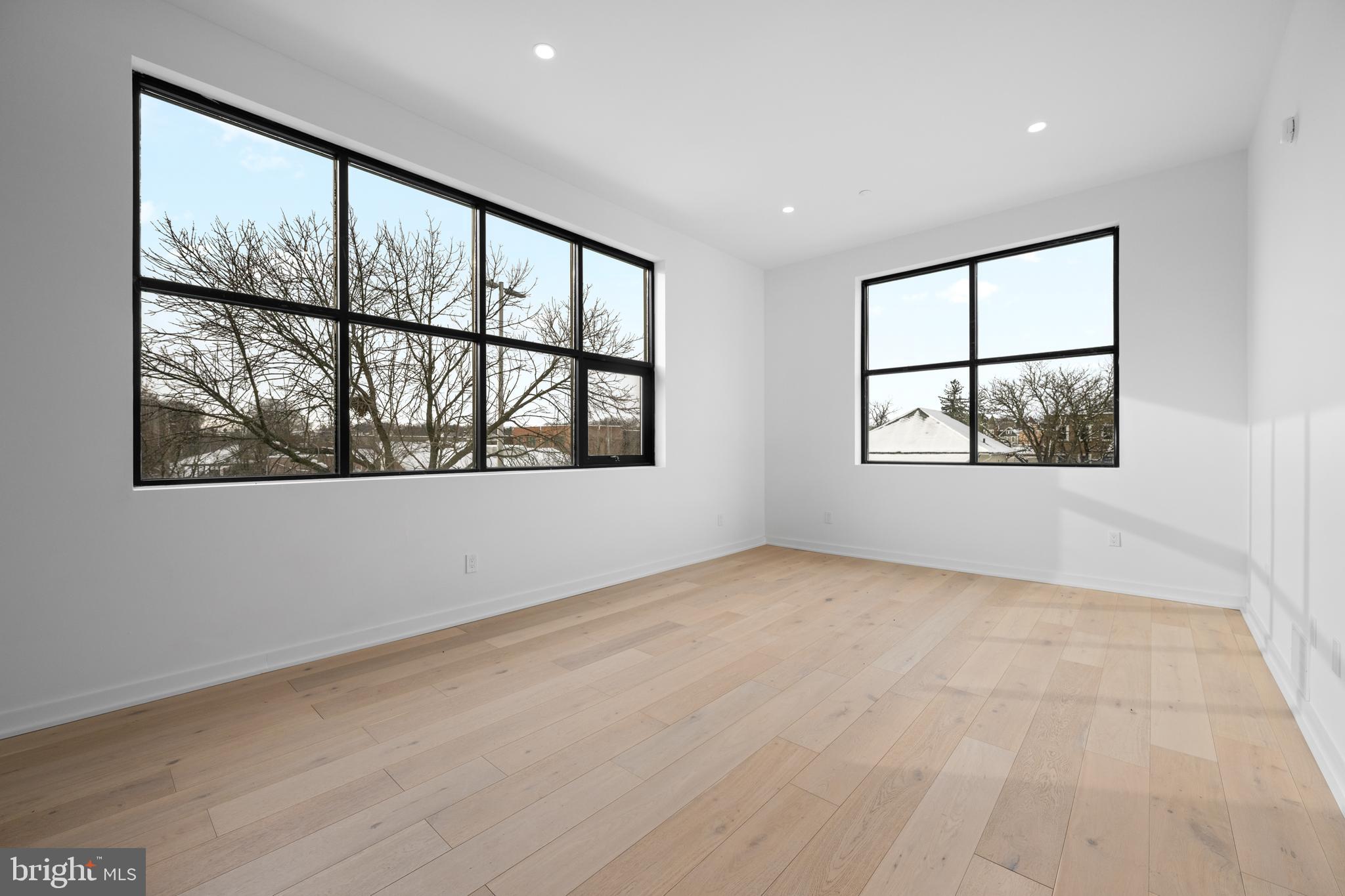 36 N NARBERTH AVENUE 1D