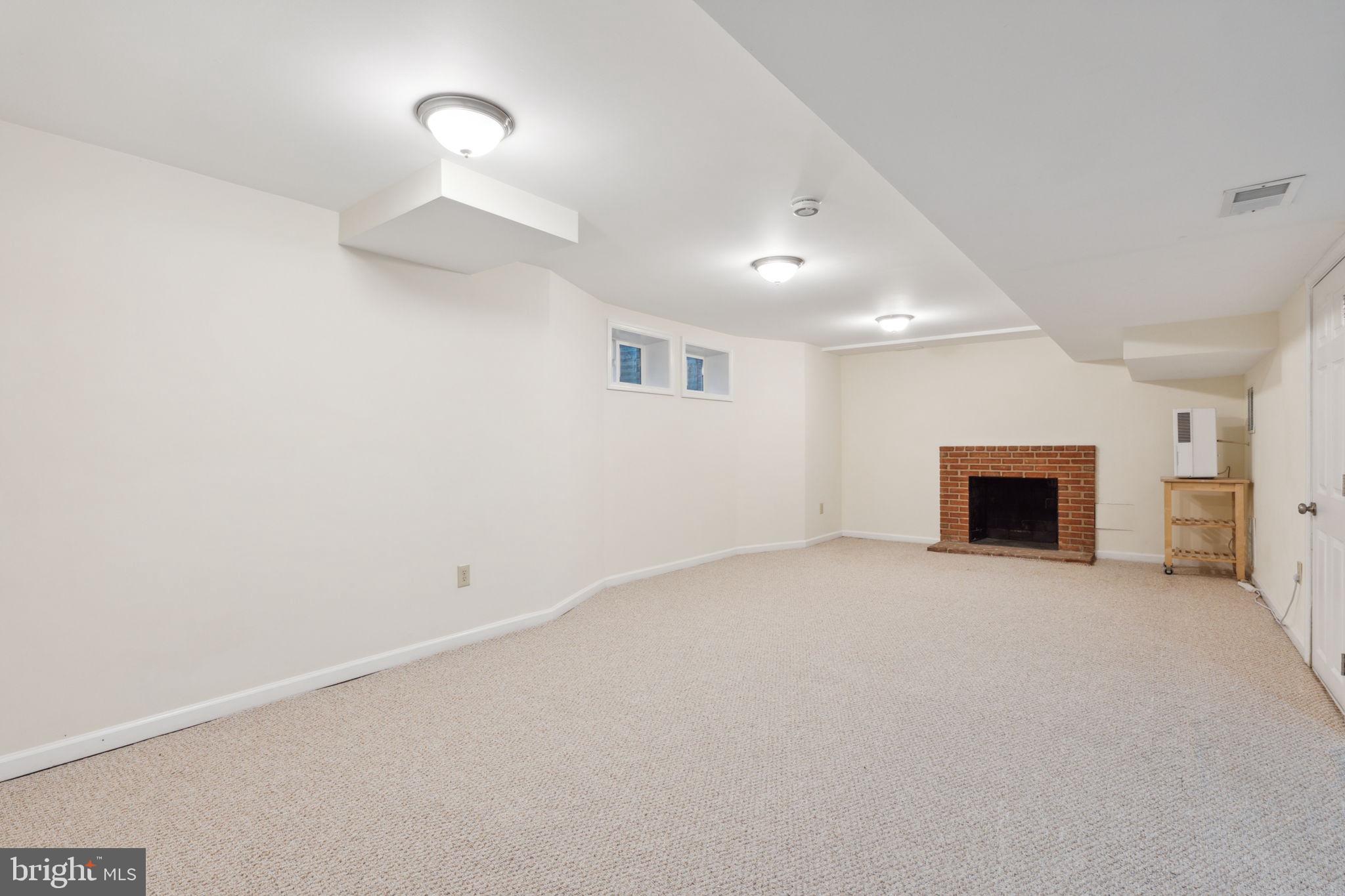 SUMNER - Residential