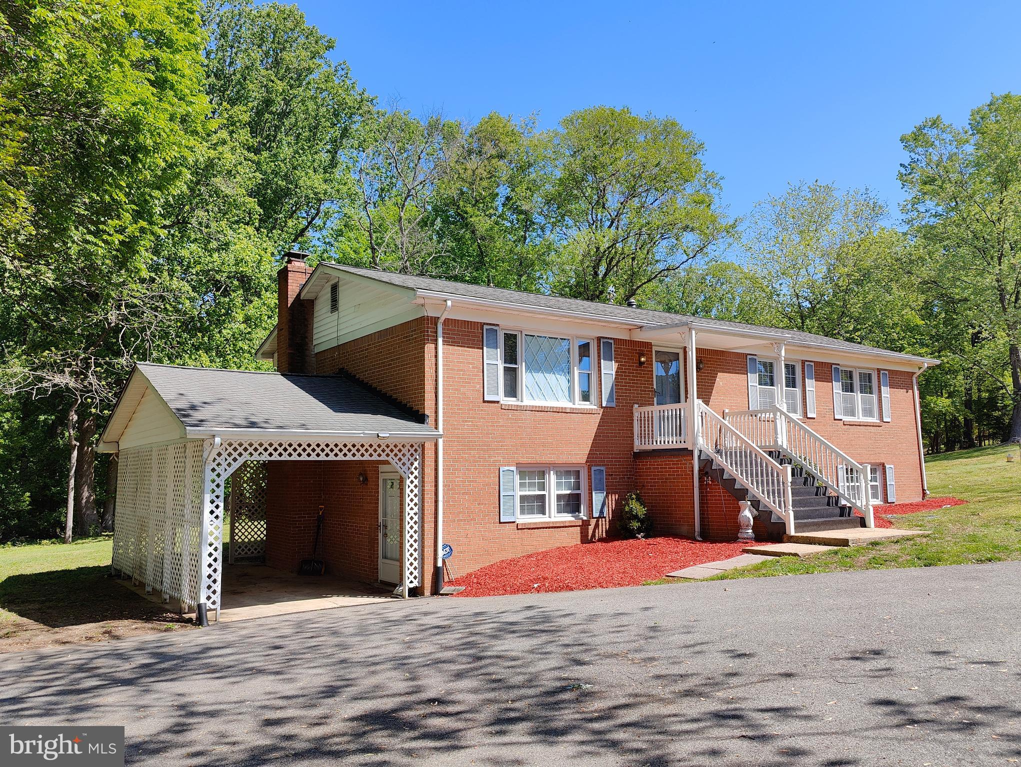 GOLDEN BEACH - Residential