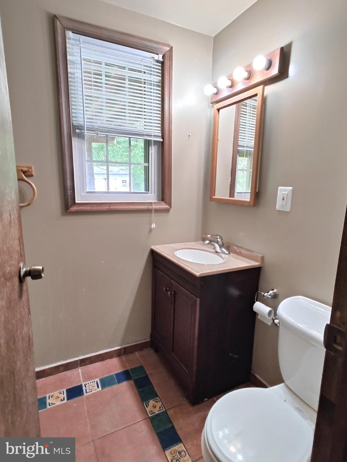 GOLDEN BEACH - Residential