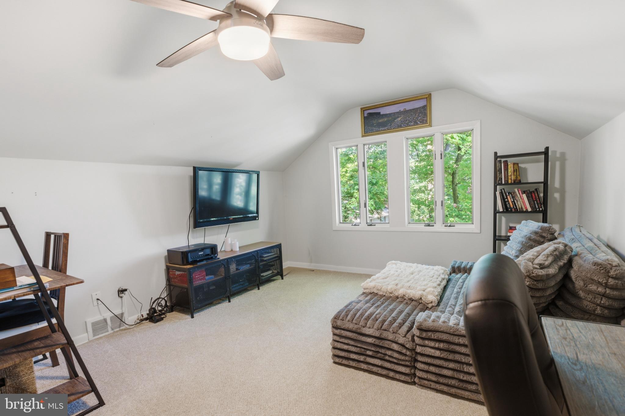 BOB WHITE FARMS - Residential