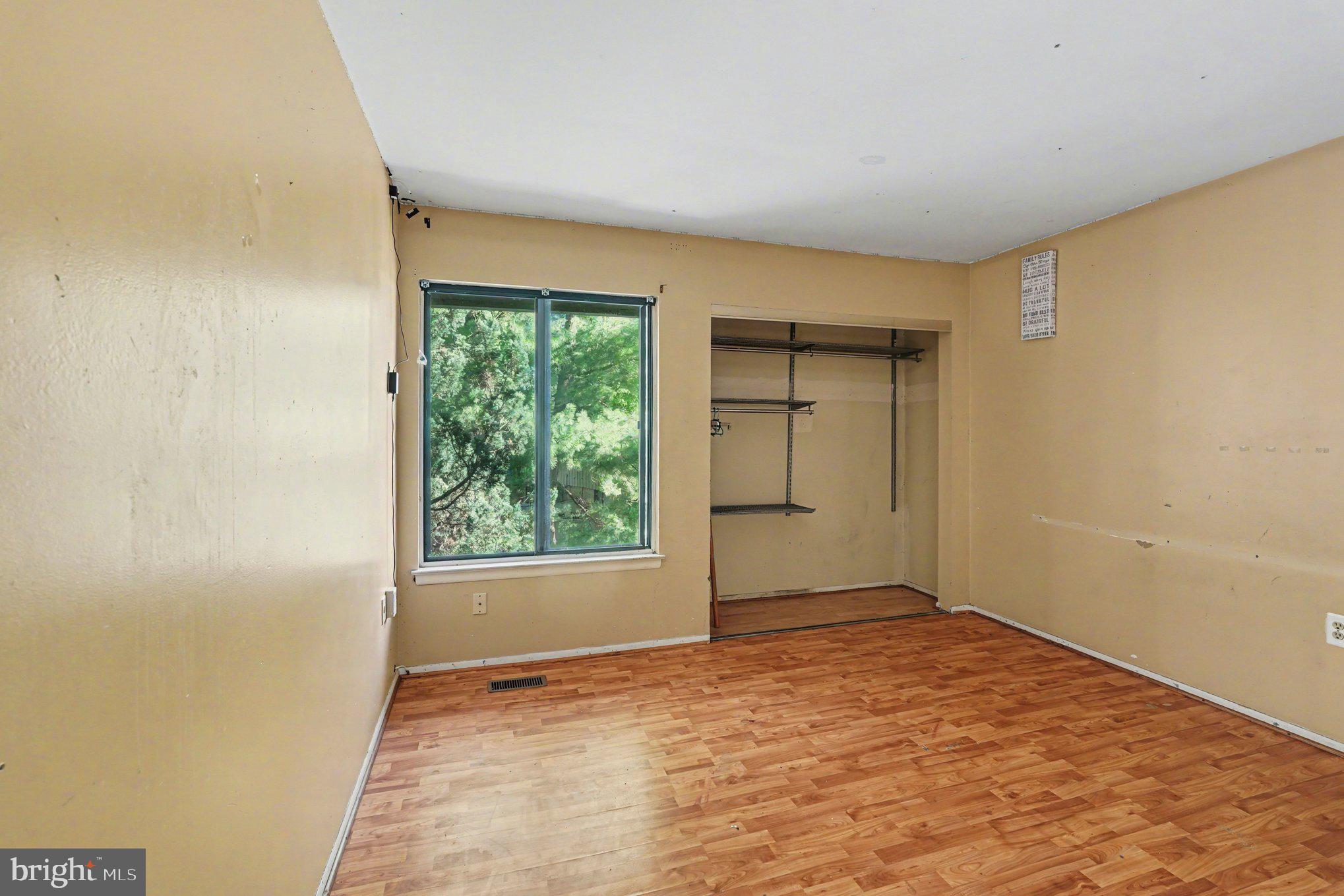 VILLAGE OF HICKORY RIDGE - Residential