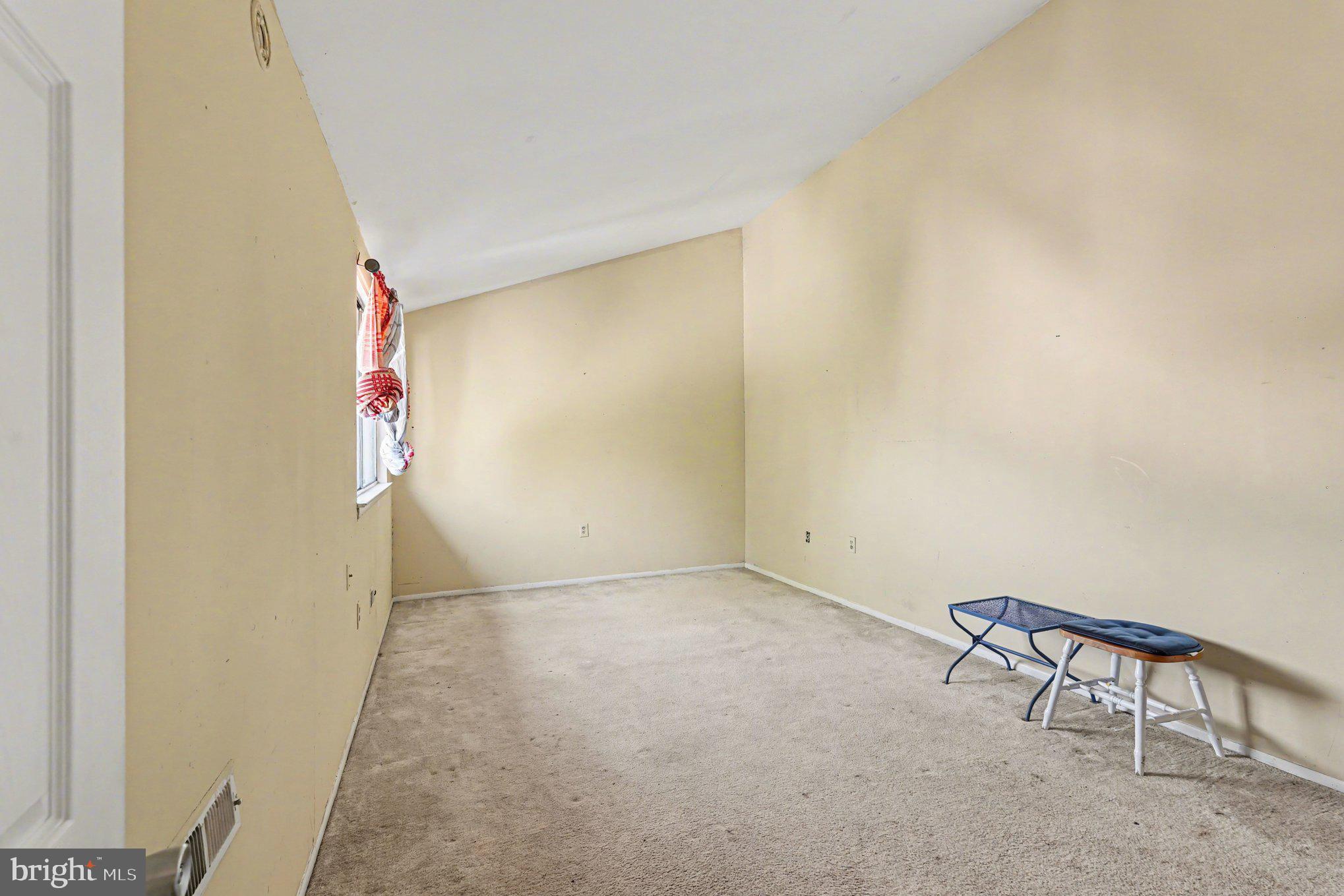 VILLAGE OF HICKORY RIDGE - Residential