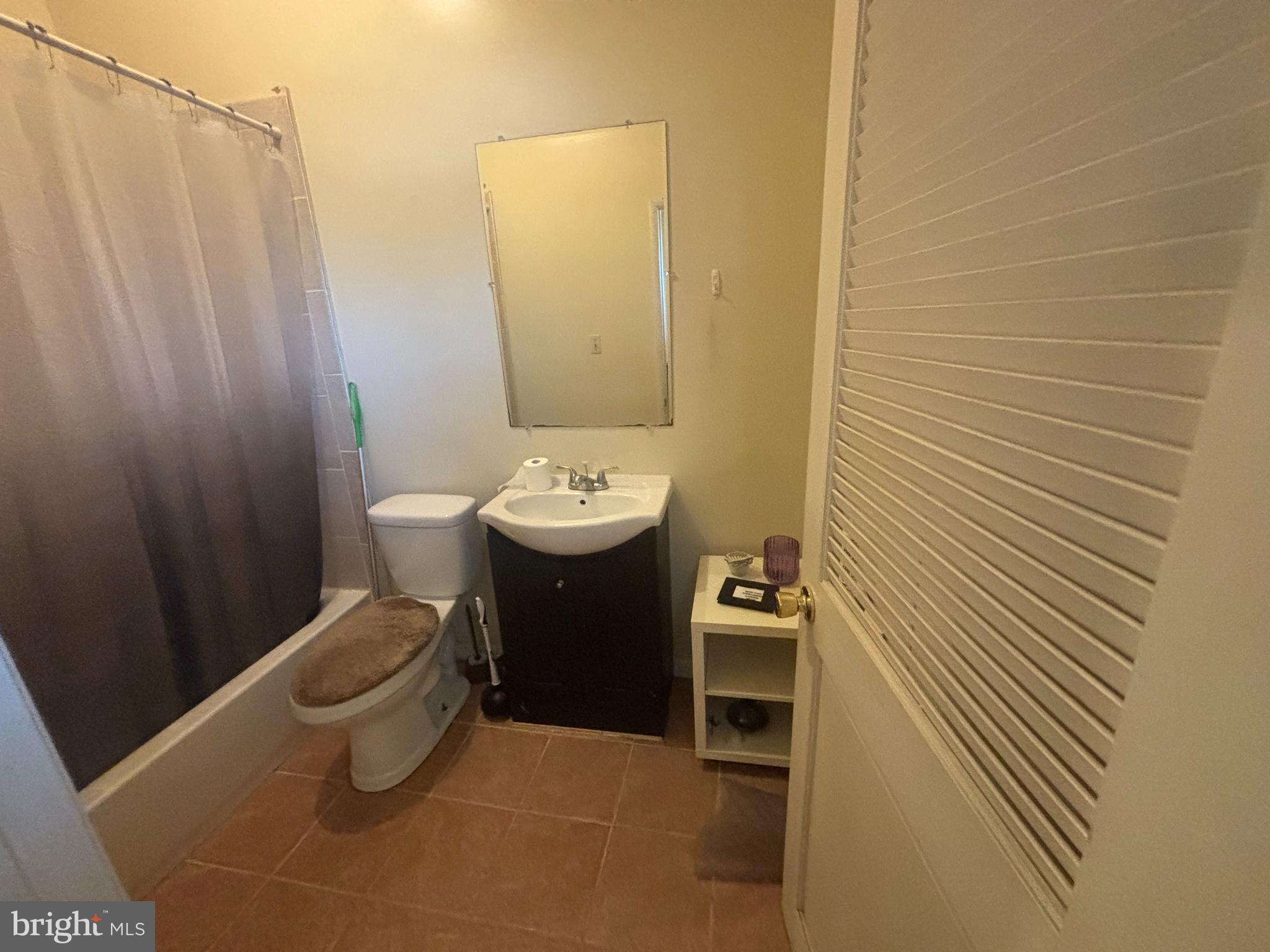 VILLAGE OF HICKORY RIDGE - Residential