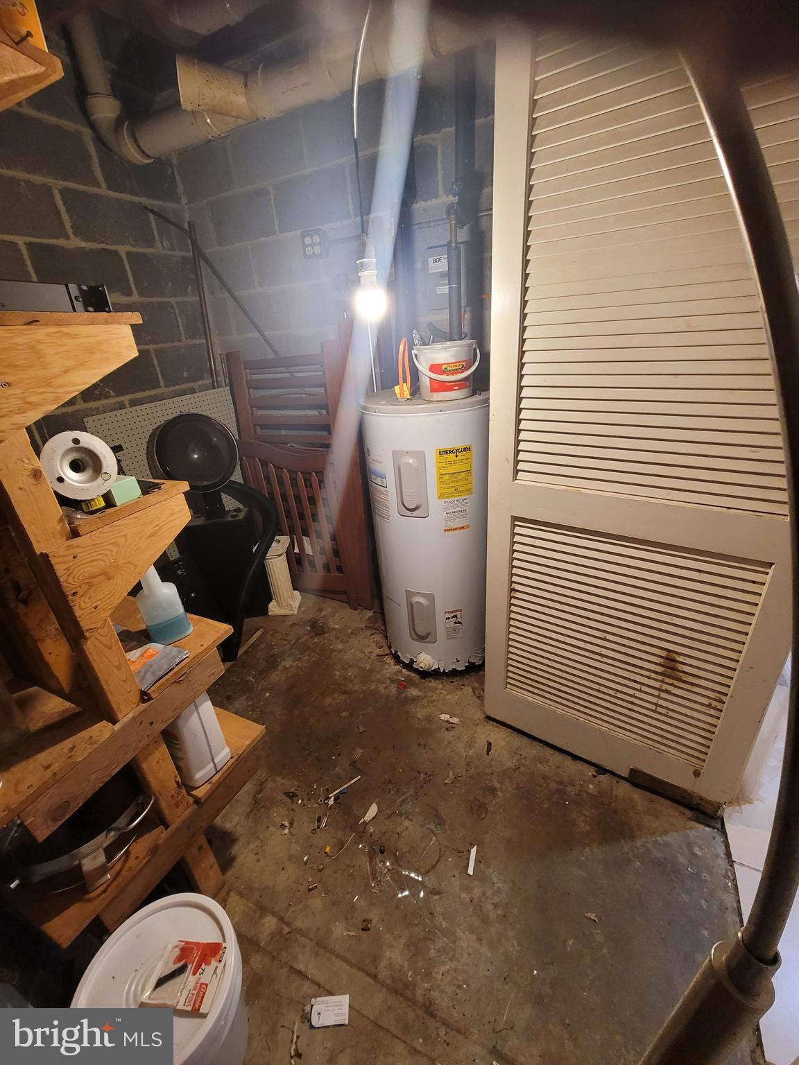 VILLAGE OF HICKORY RIDGE - Residential