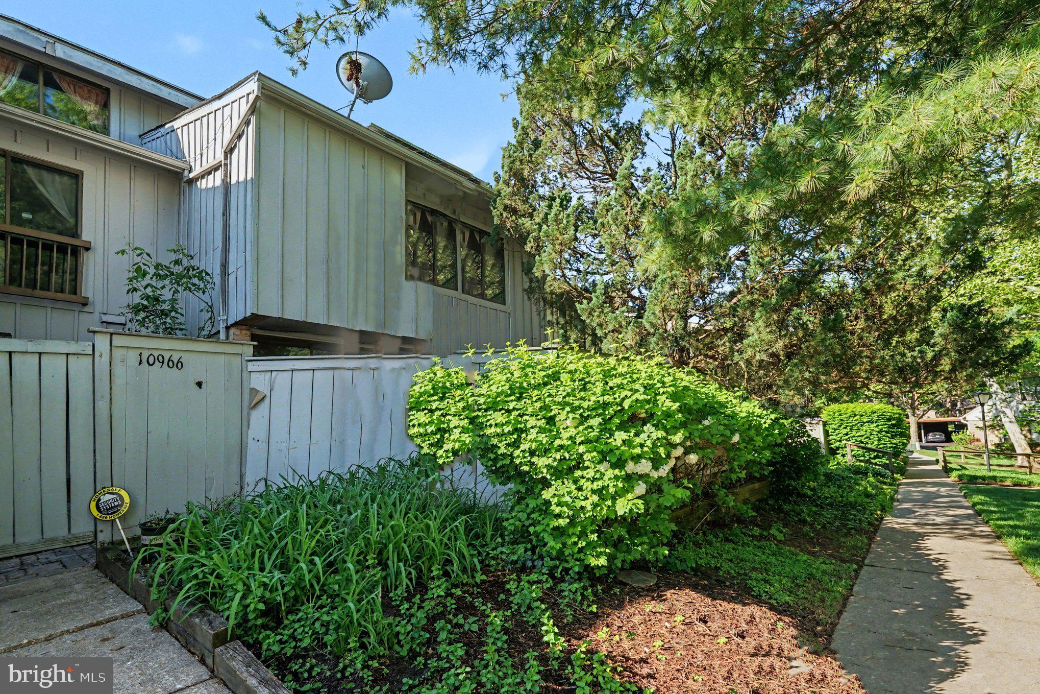 VILLAGE OF HICKORY RIDGE - Residential