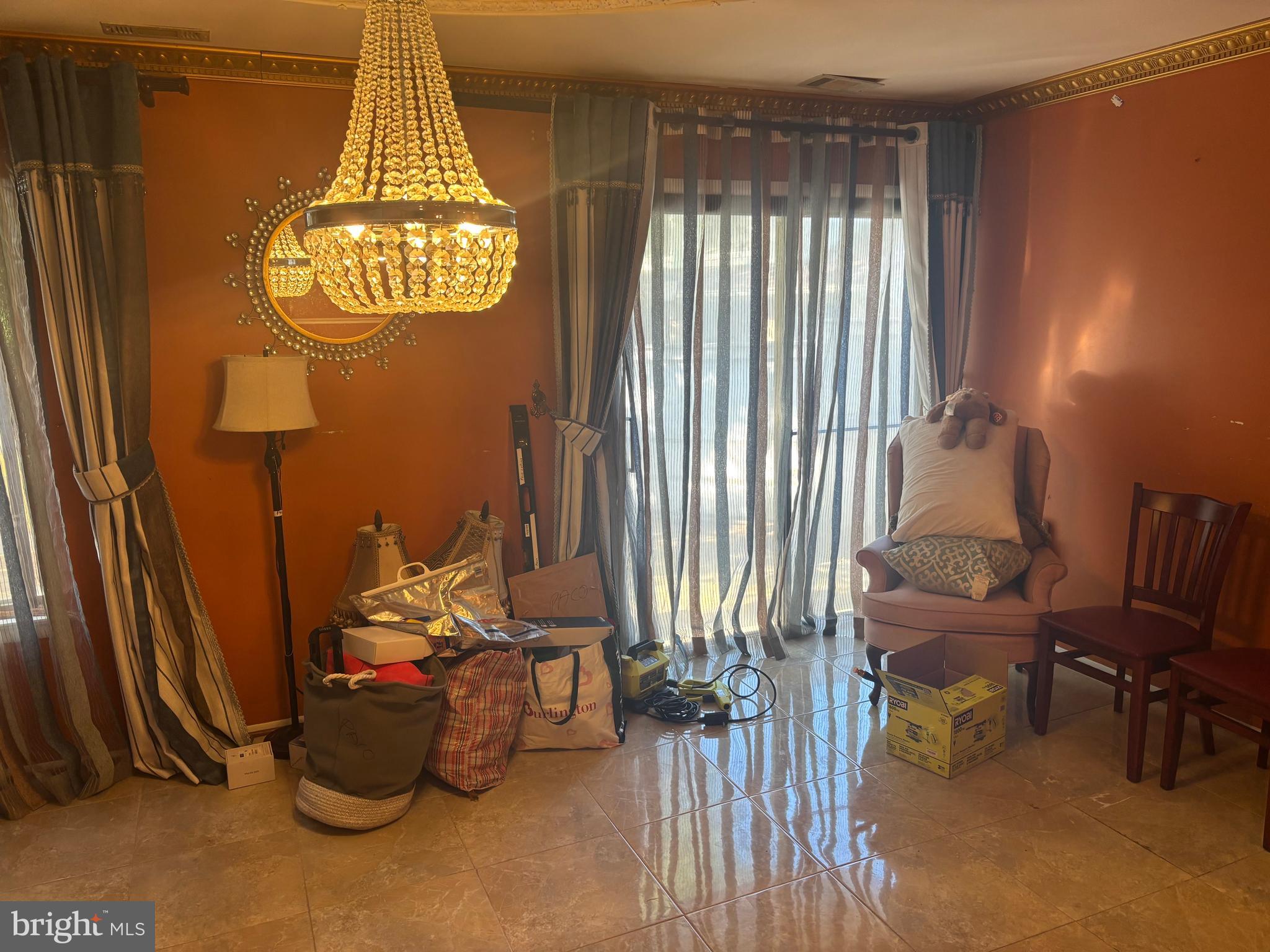 VILLAGE OF HICKORY RIDGE - Residential