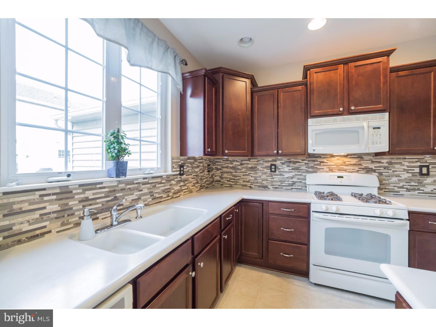 STATION SQ AT AMBLER - Residential