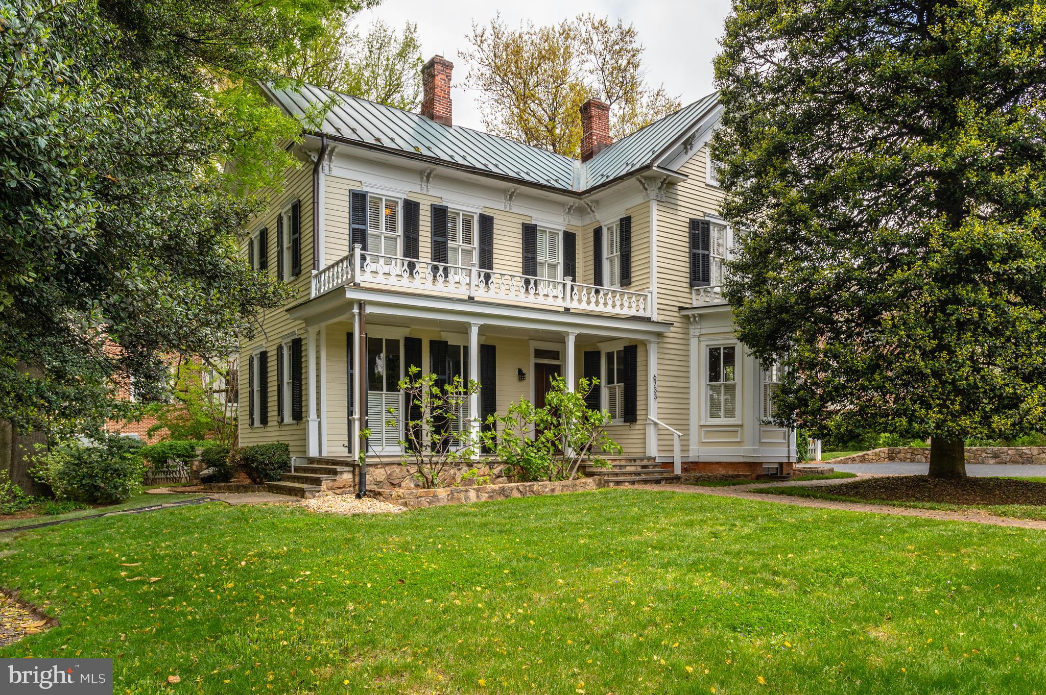 FENWICK COURT - Residential