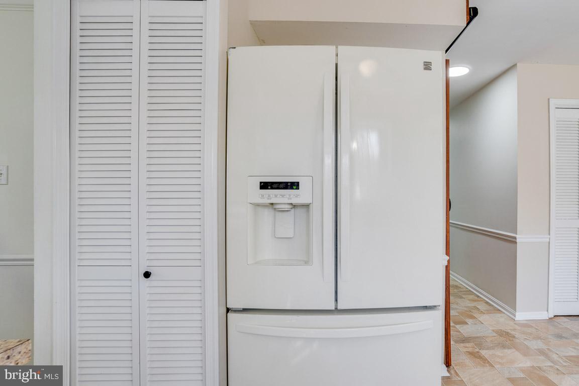 LAUREL BRANCH - Residential