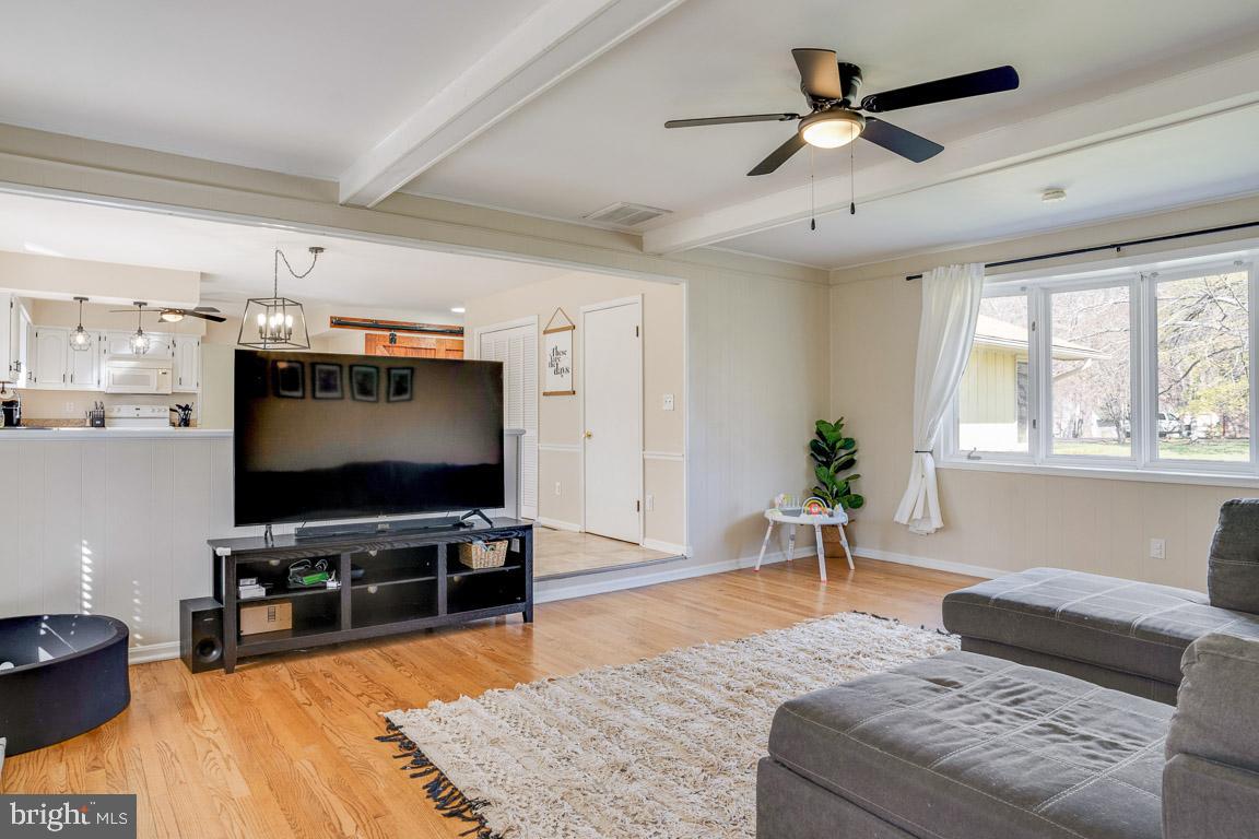 LAUREL BRANCH - Residential