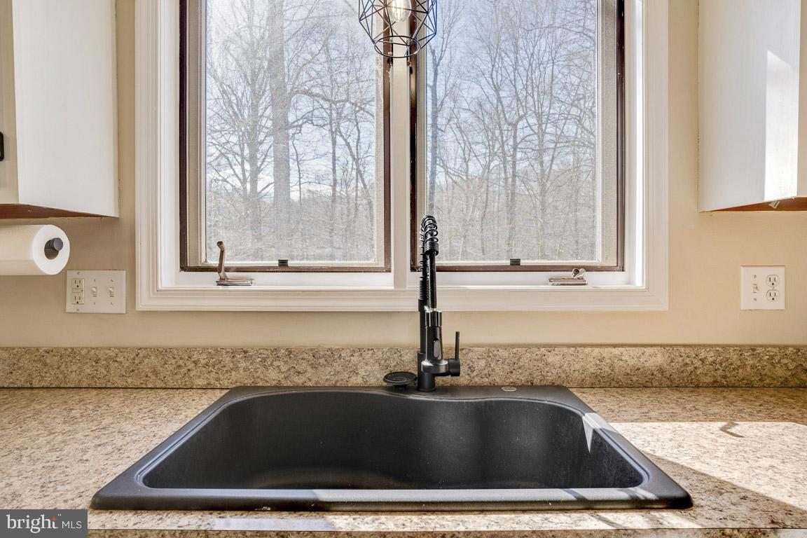 LAUREL BRANCH - Residential